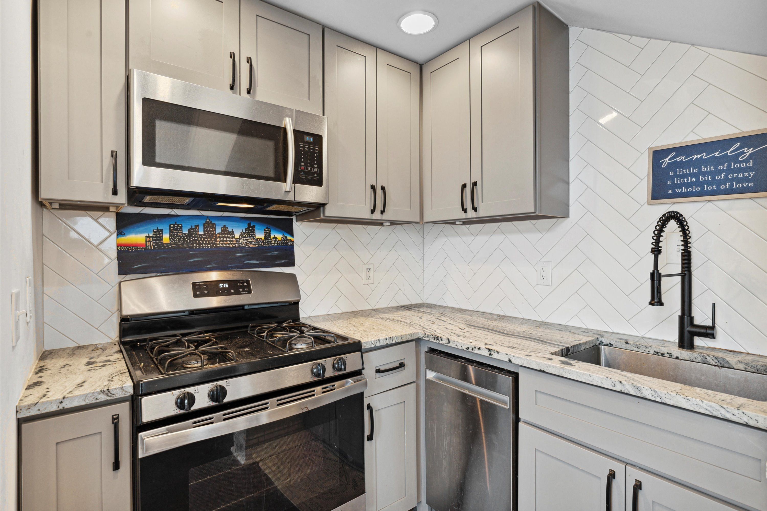 1955 N 18TH ST Unit C