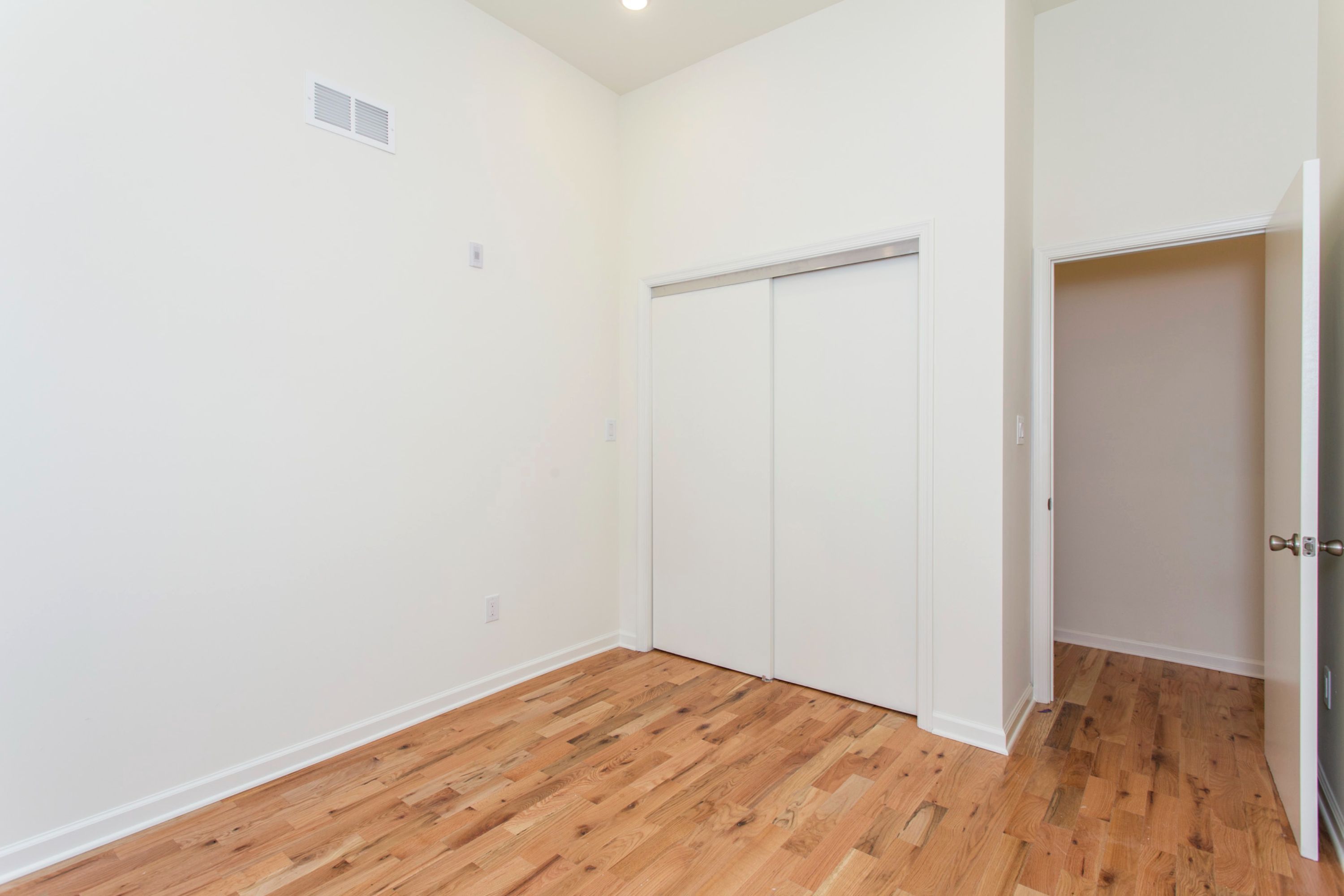 640 N 32ND ST Unit 1F