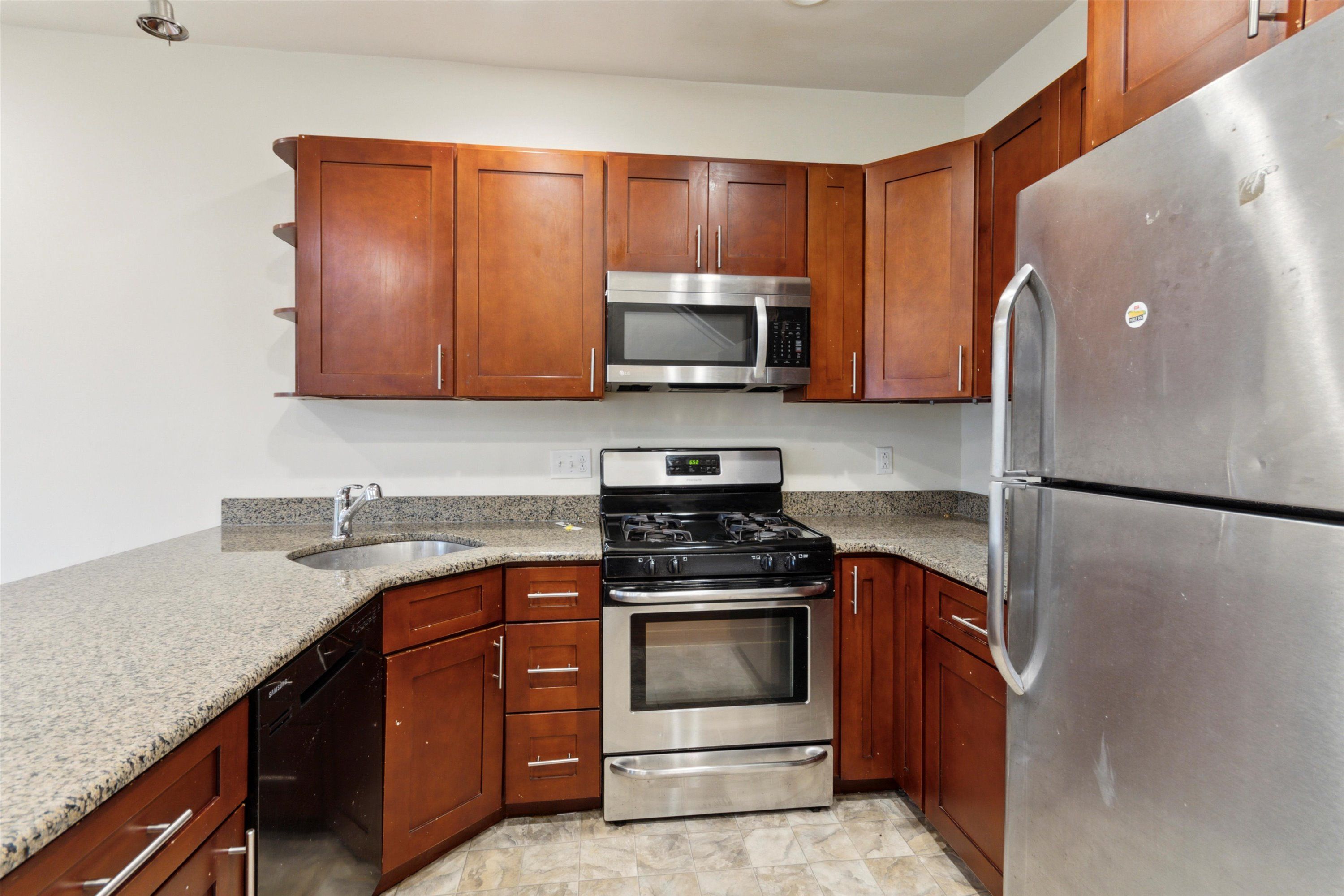1733 N GRATZ ST Unit B