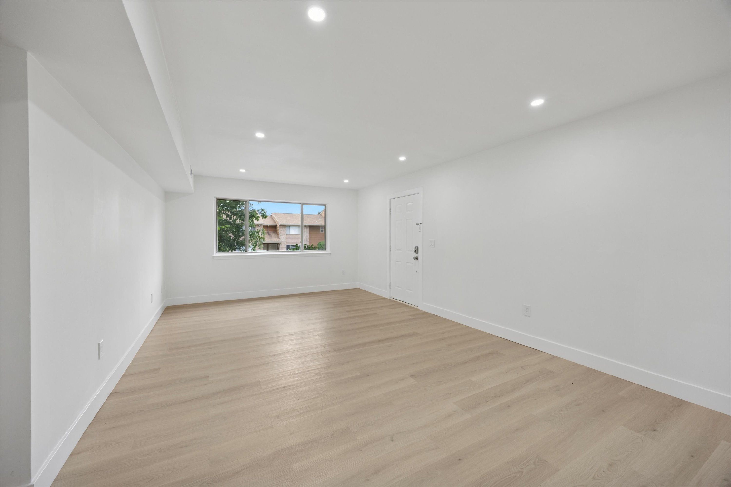 511 Bradley Ct