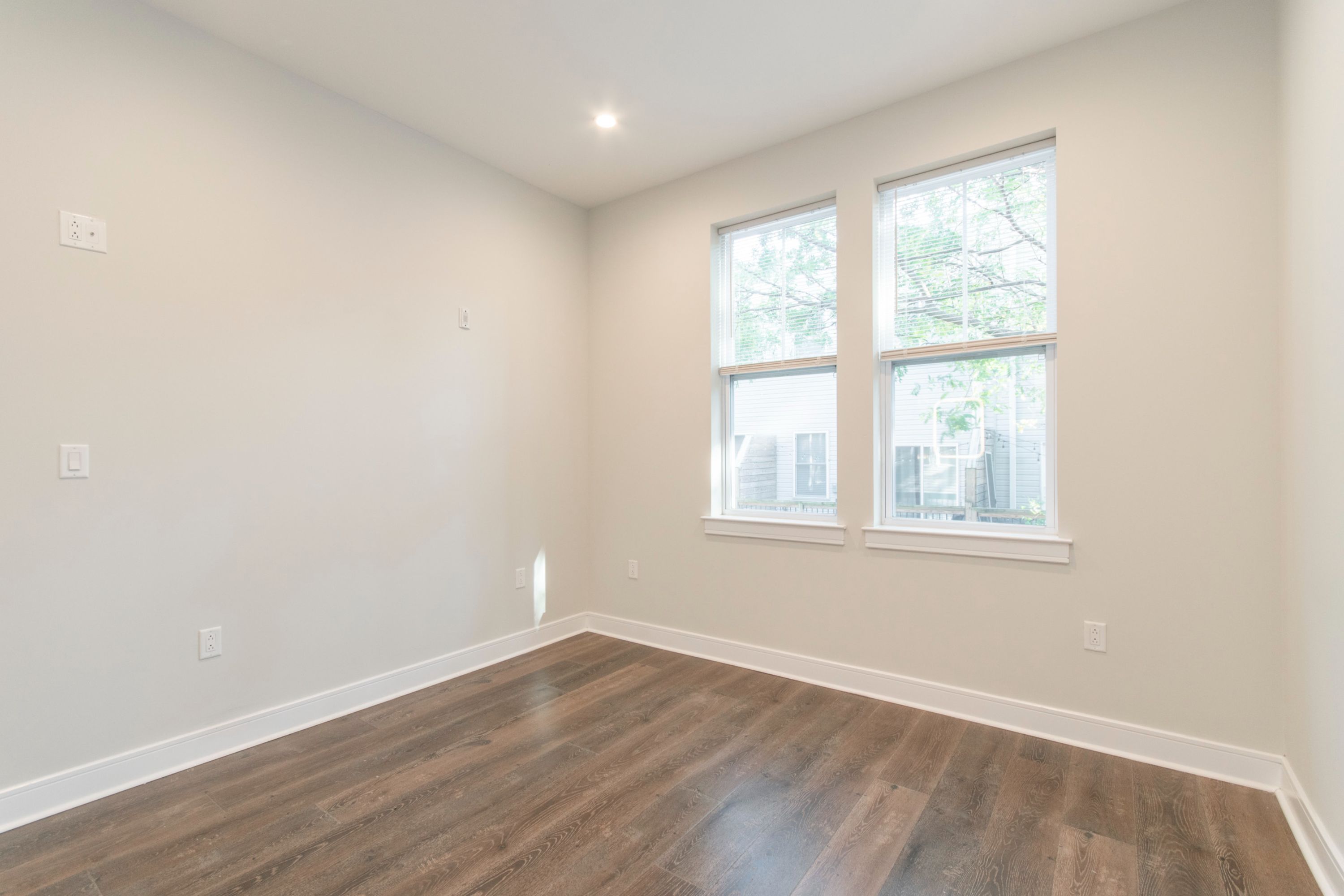 1229 N Franklin ST Unit 4