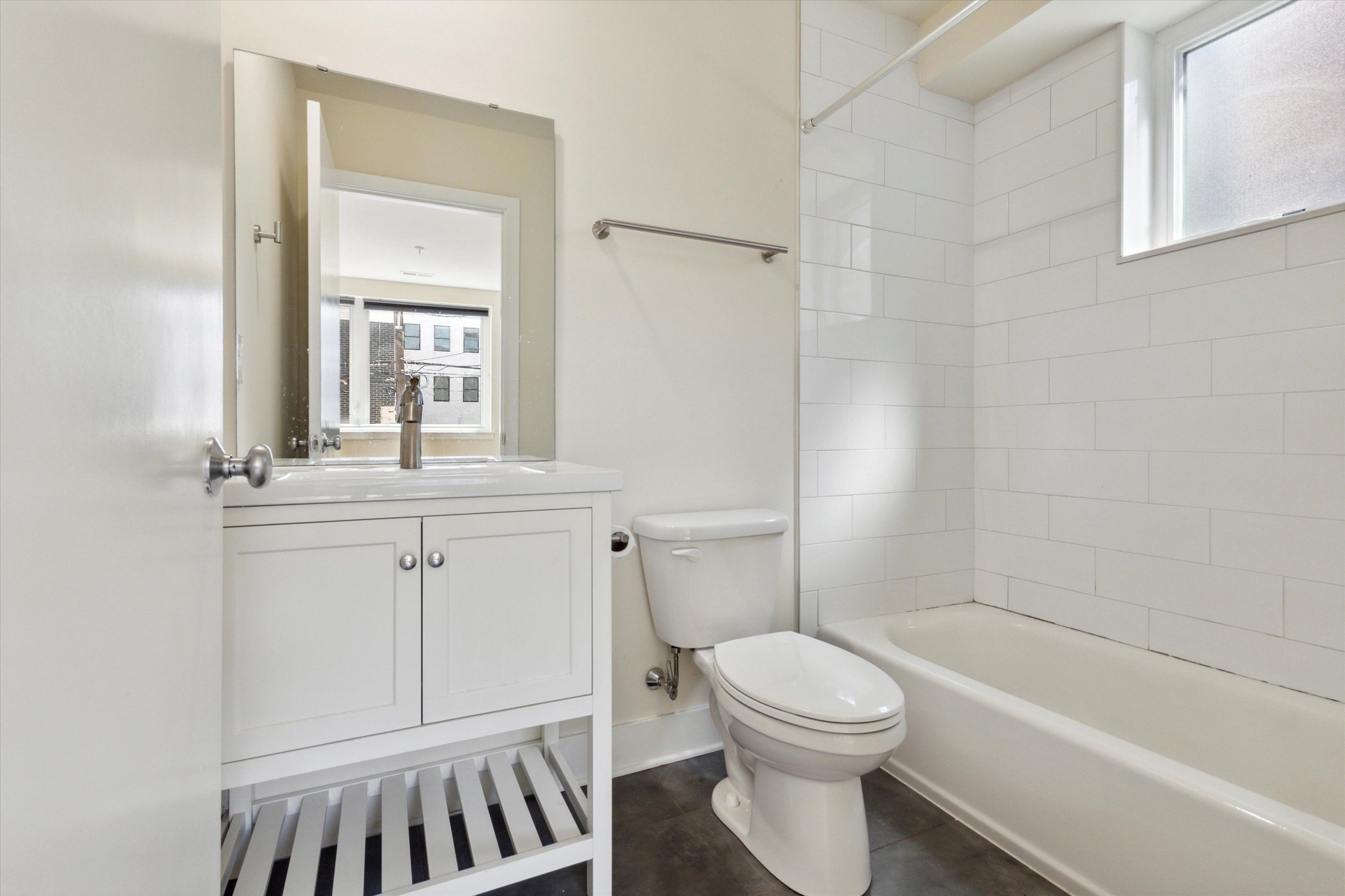 1519 N Sydenham St Unit B