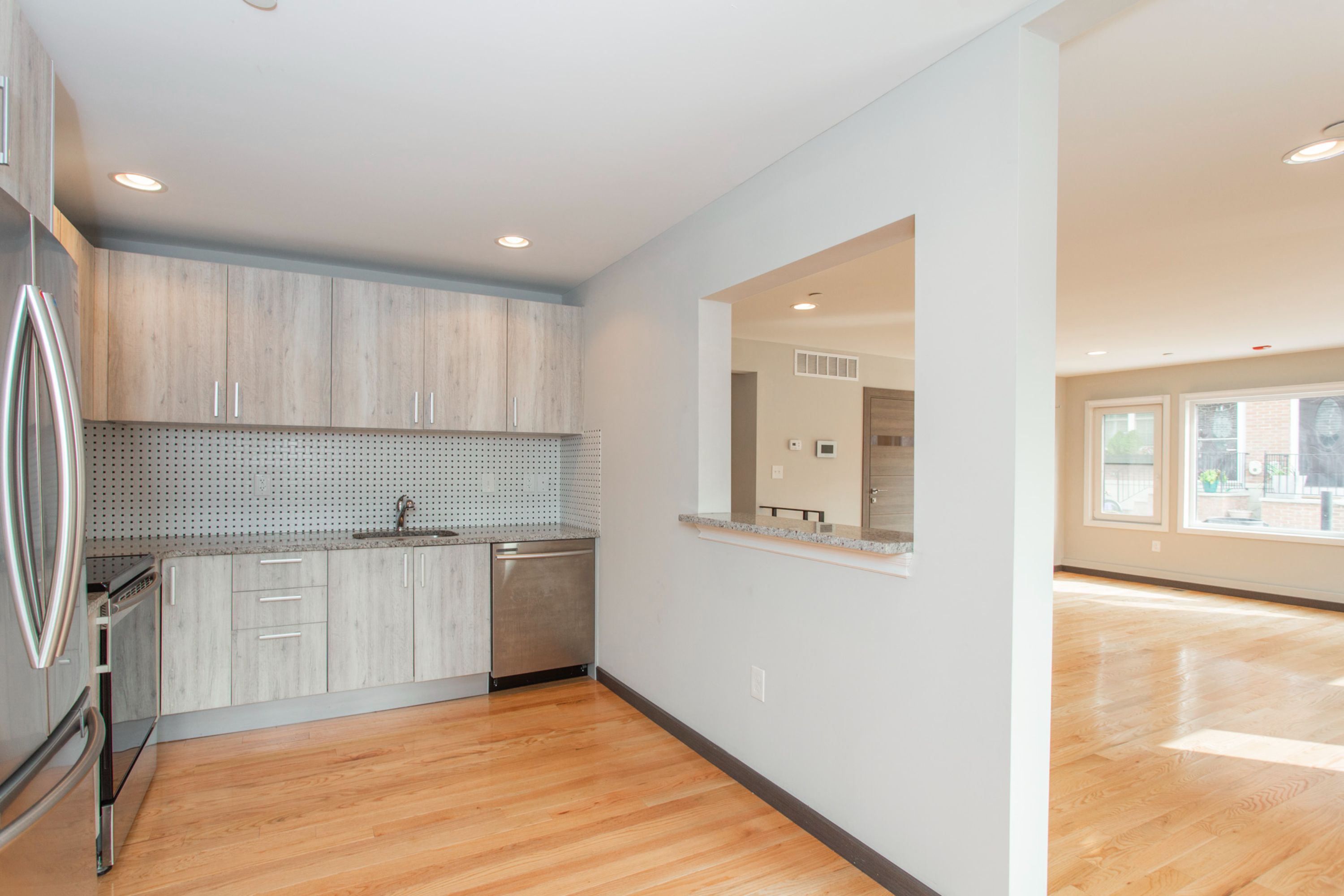 2553 MONTROSE ST Unit A