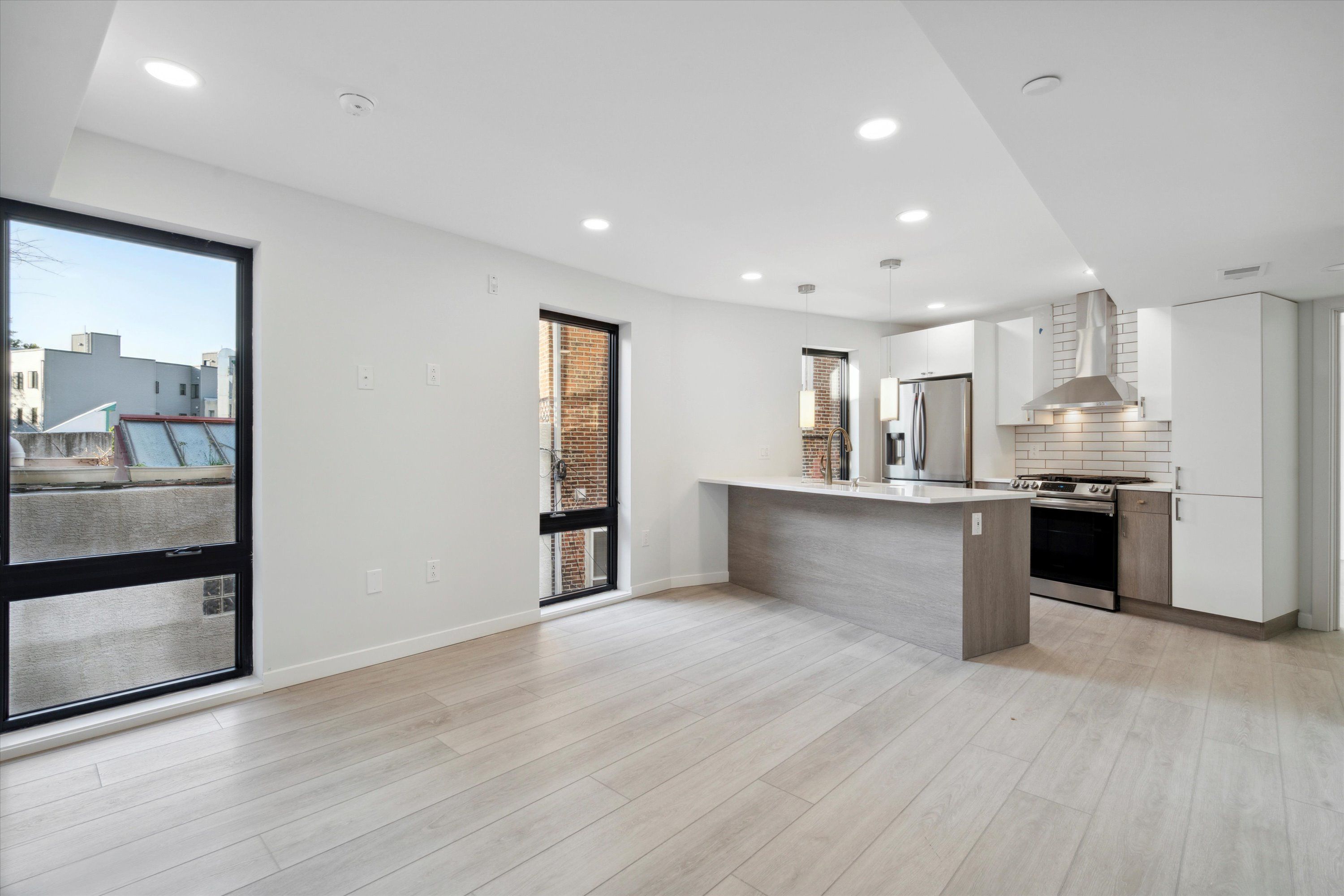 3804 Lancaster Ave Unit 302