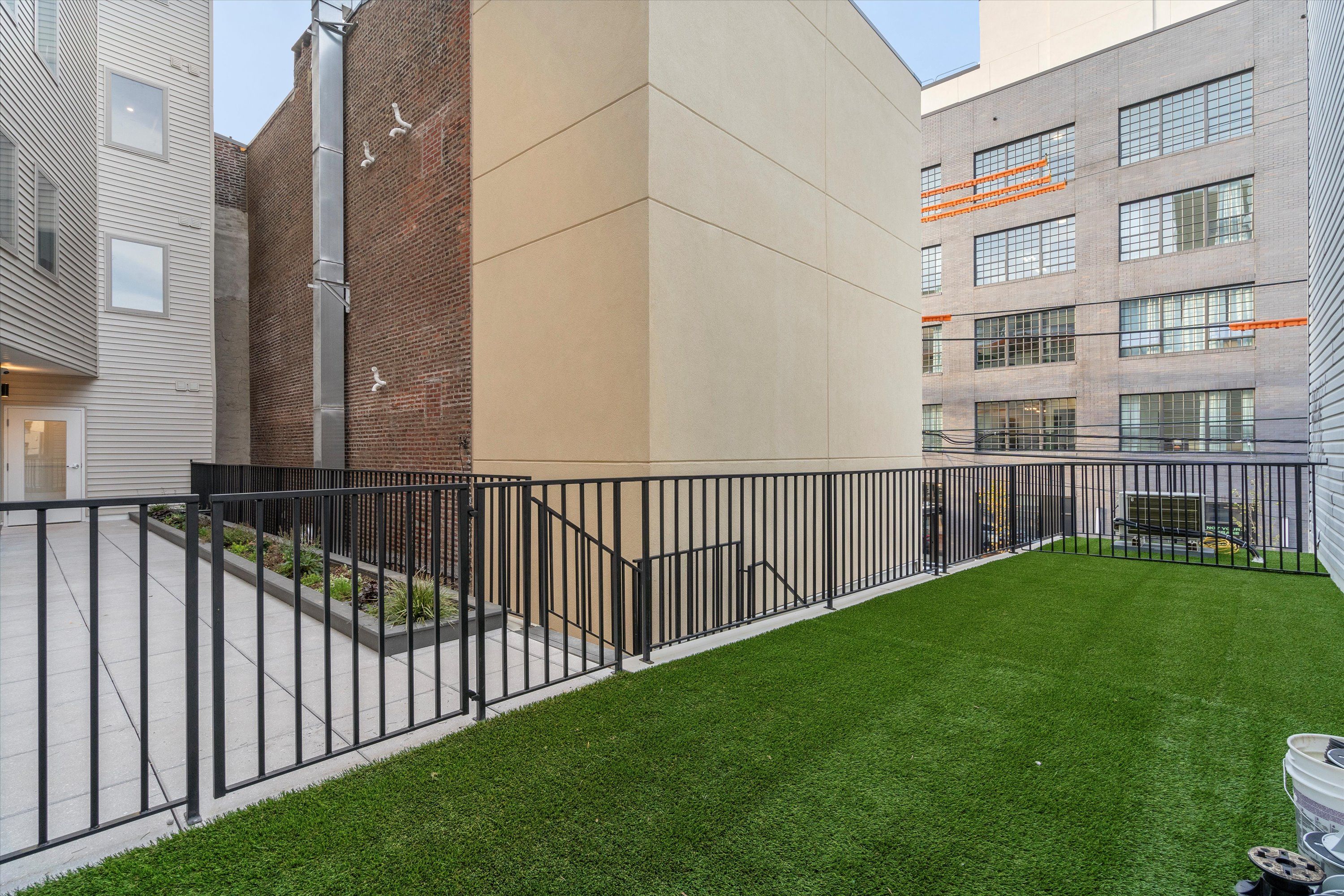 1643 N 2ND ST Unit 402