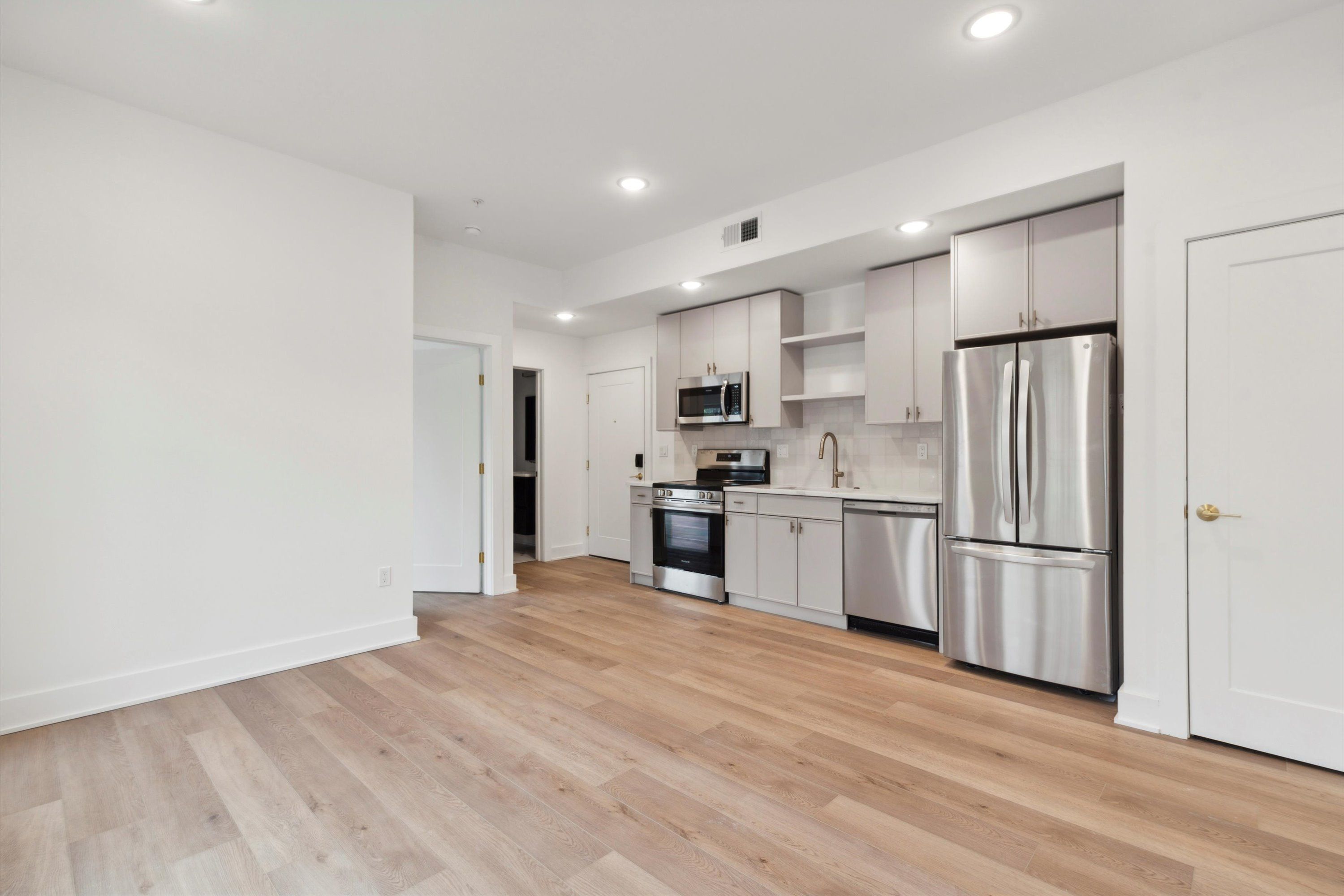 367 W Hortter St Unit 303