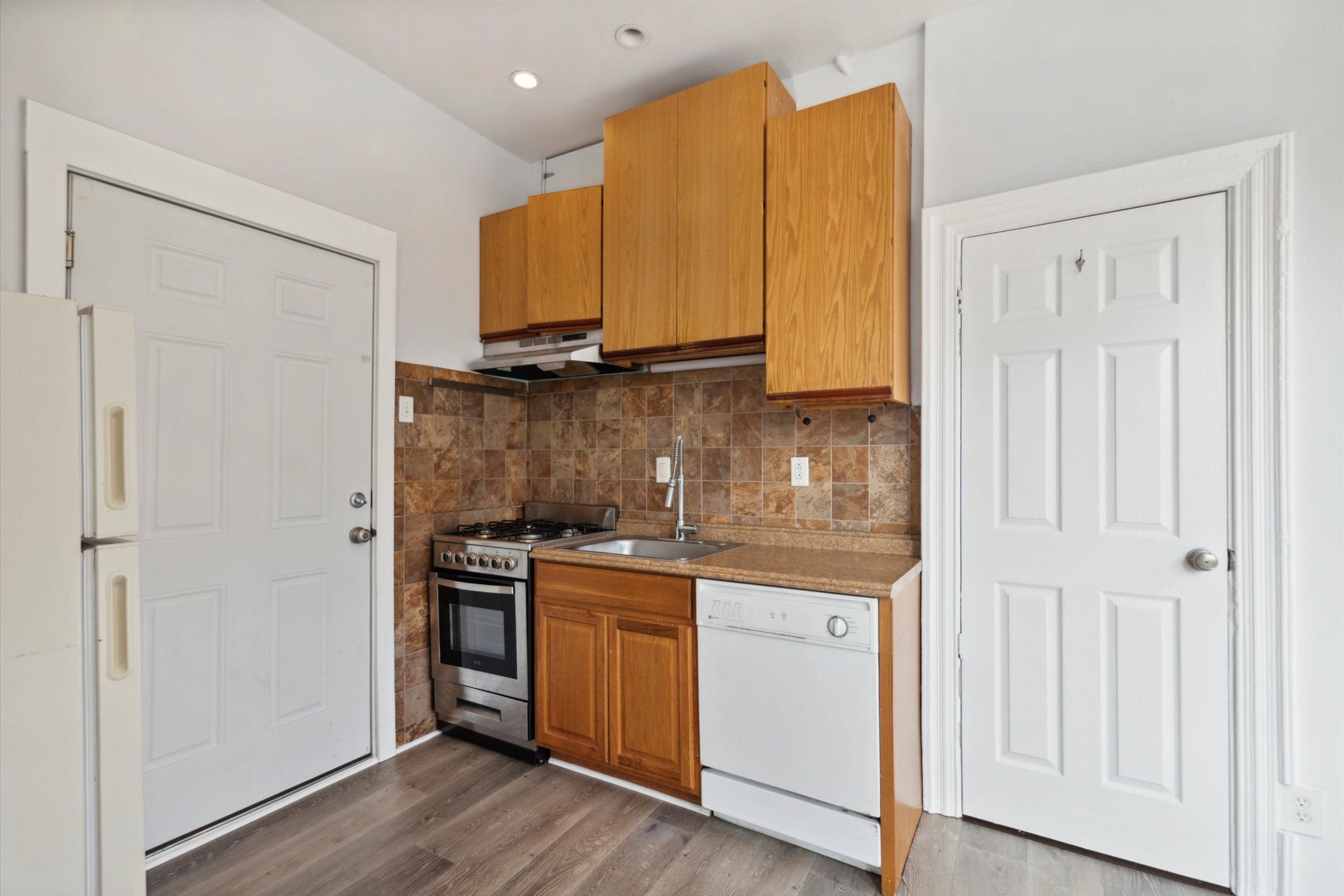 1746 N 16TH ST Unit 2F