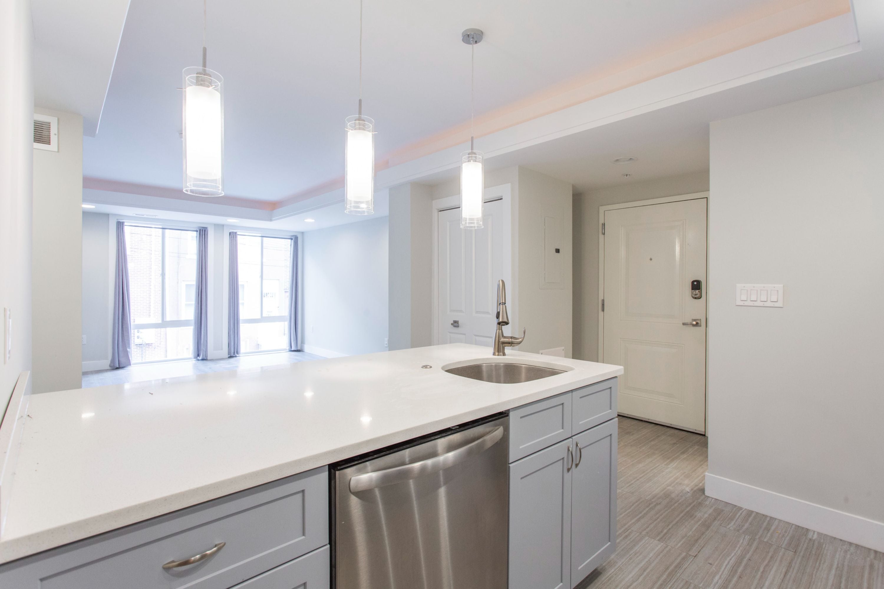 1533-39 PARRISH ST Unit 3F