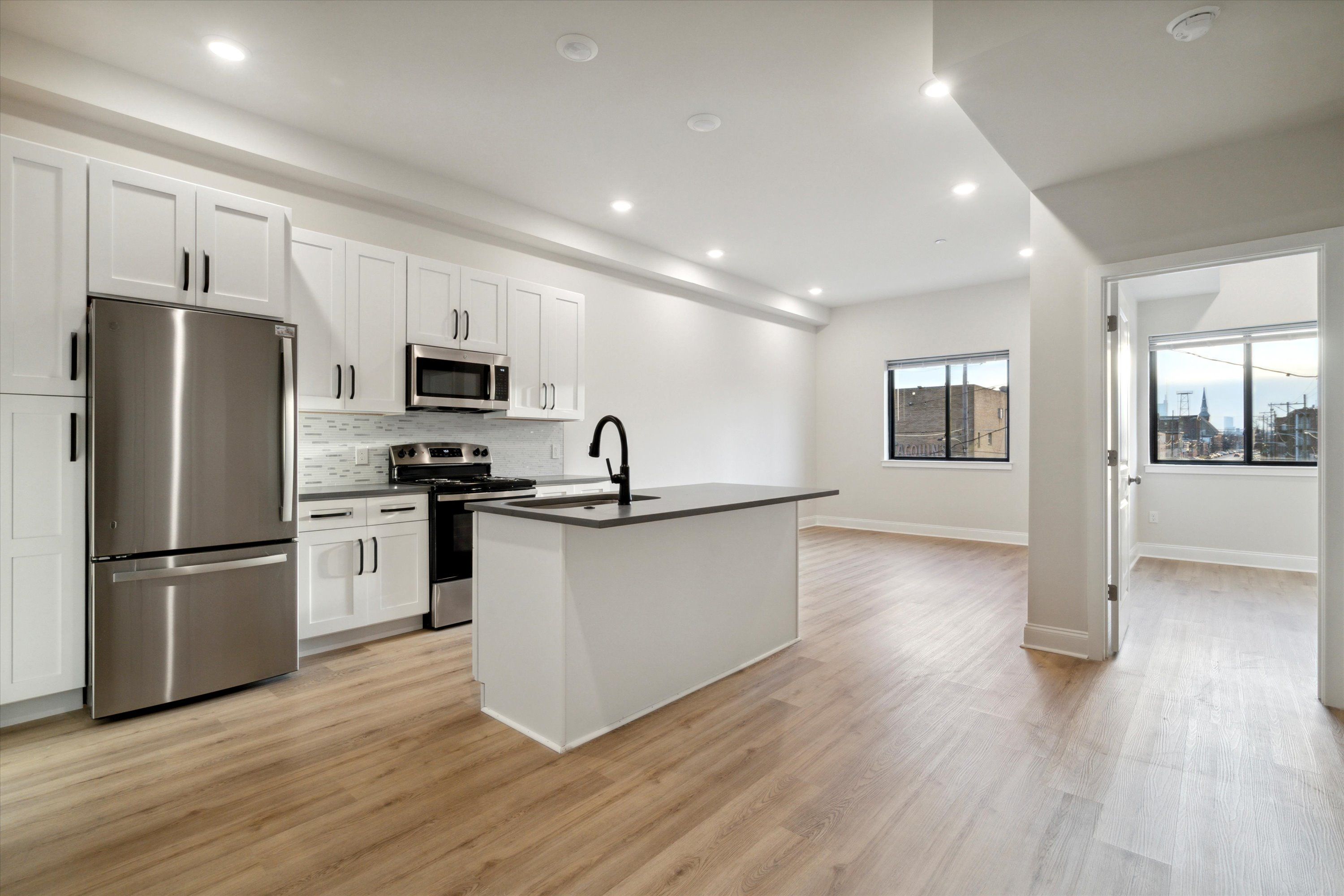 2157 E LEHIGH AVE Unit 213