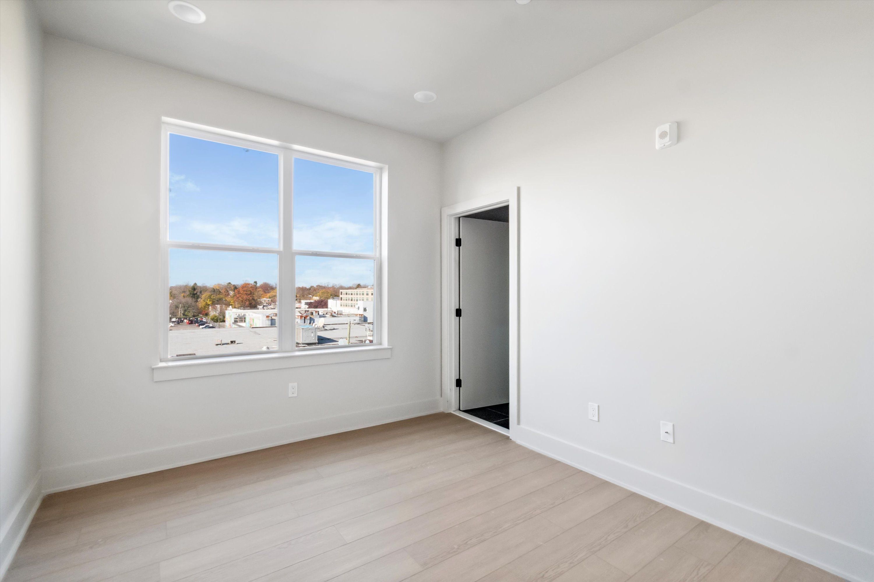 5521 Wayne Ave Unit 509