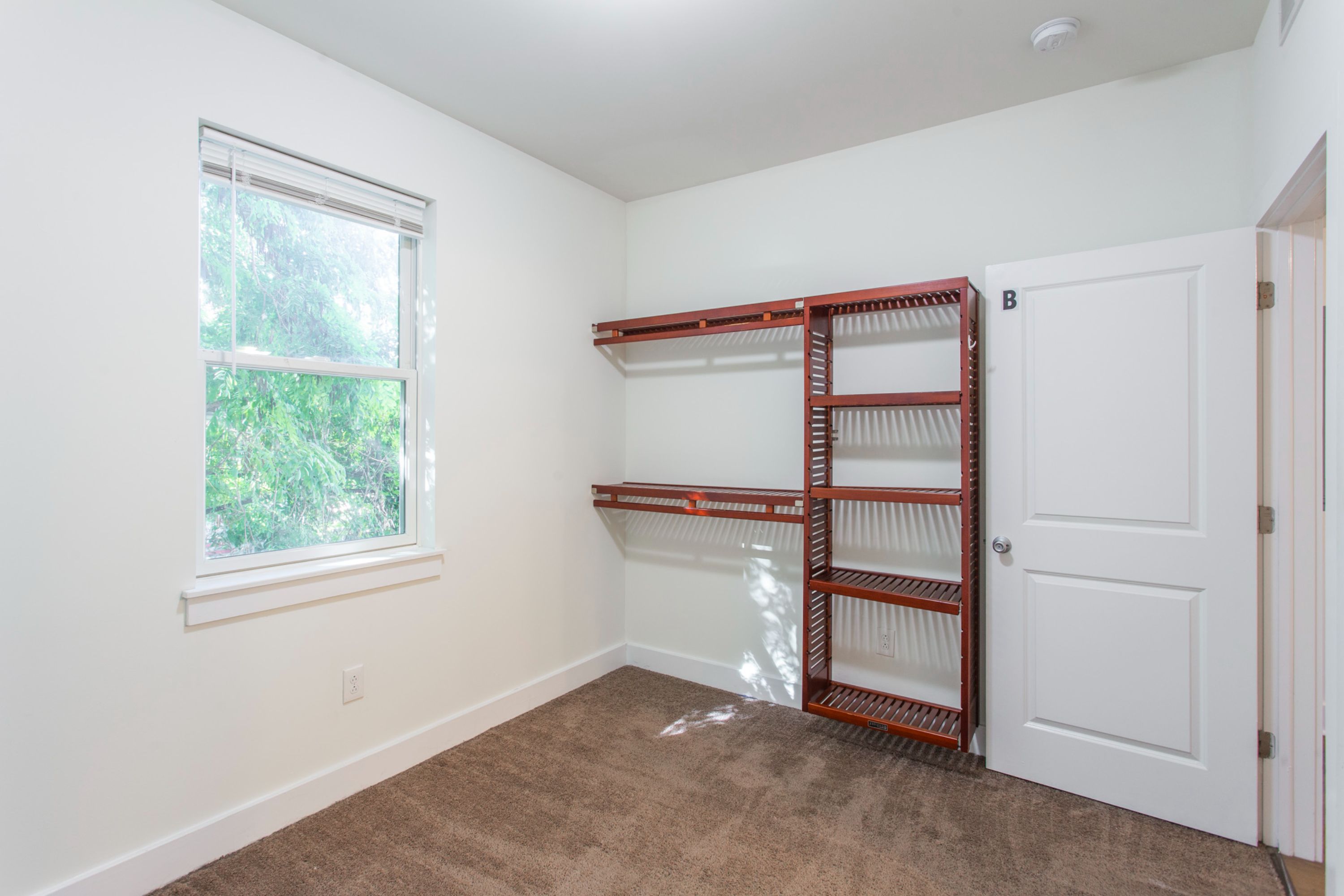 3836-50 SPRING GARDEN ST Unit 27