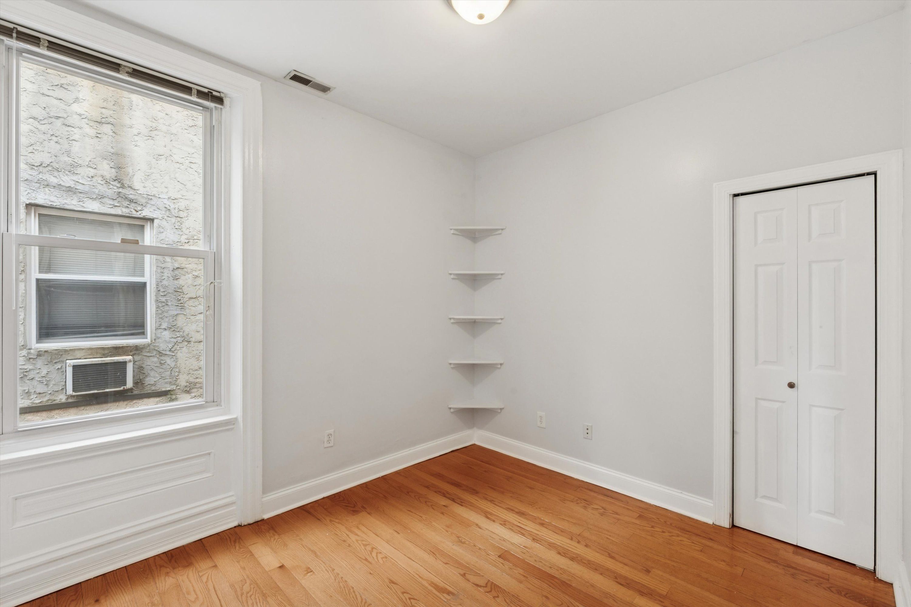 1729 W MONTGOMERY AVE Unit 2