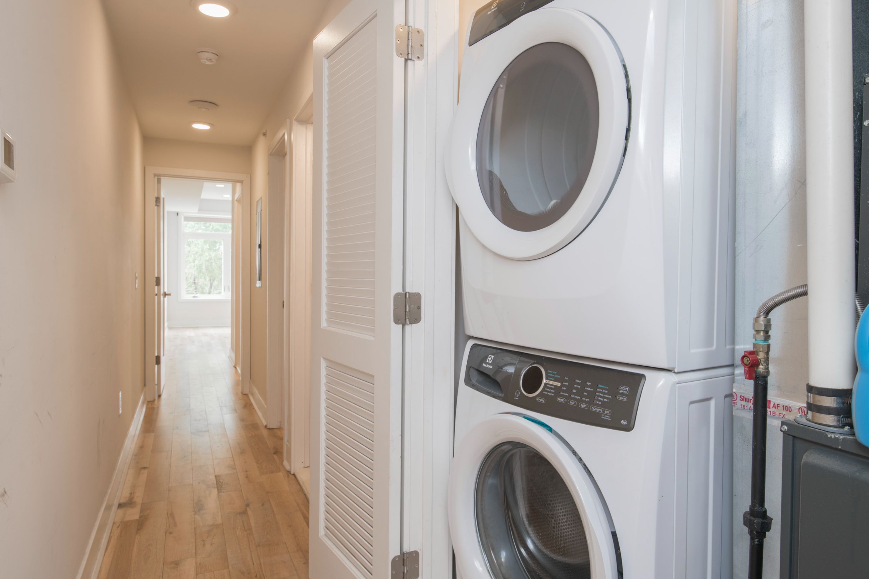 1624 POPLAR ST Unit 3