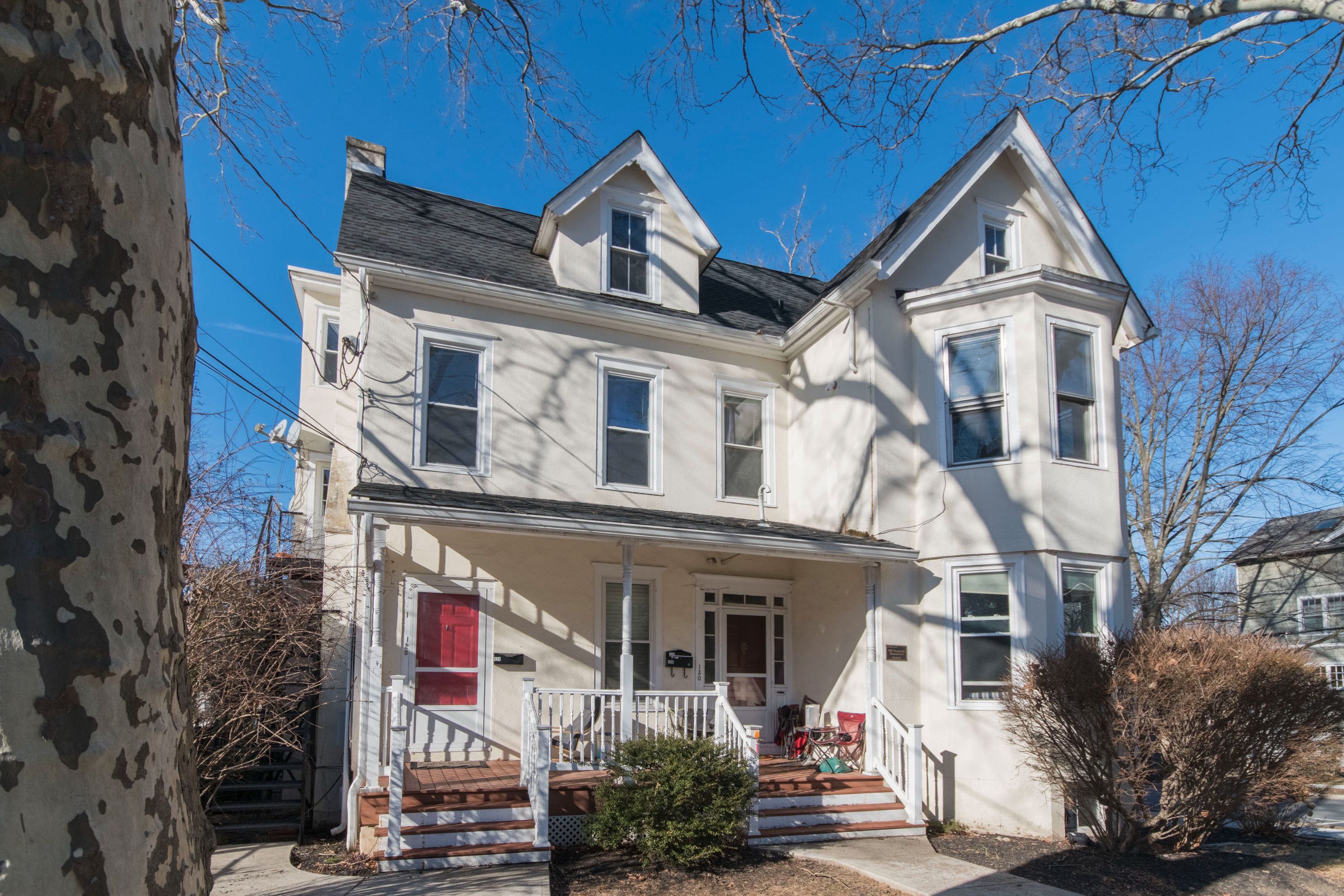 128-130 Spruce St Unit 3