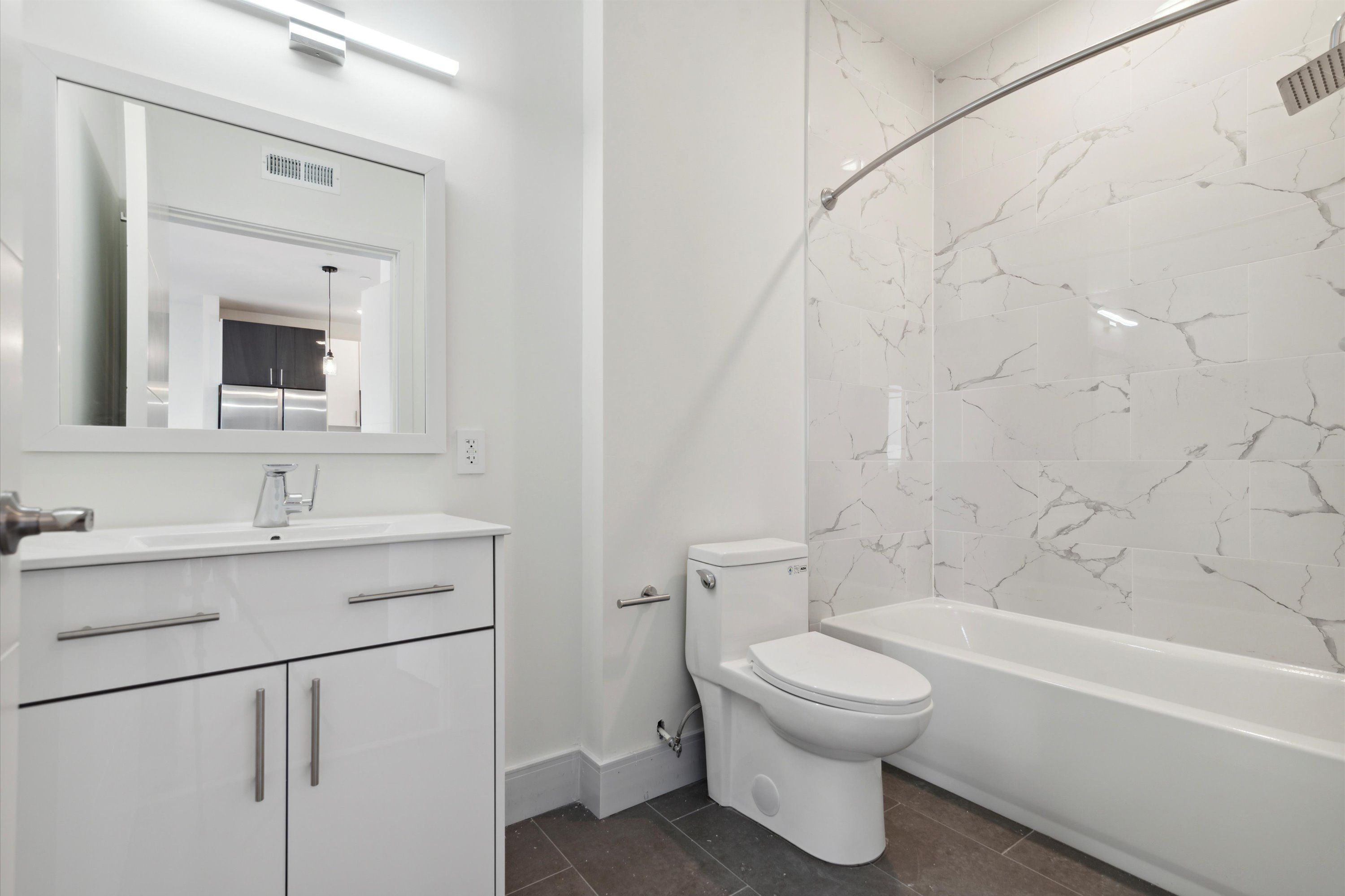 1221 E Fletcher St Unit 208