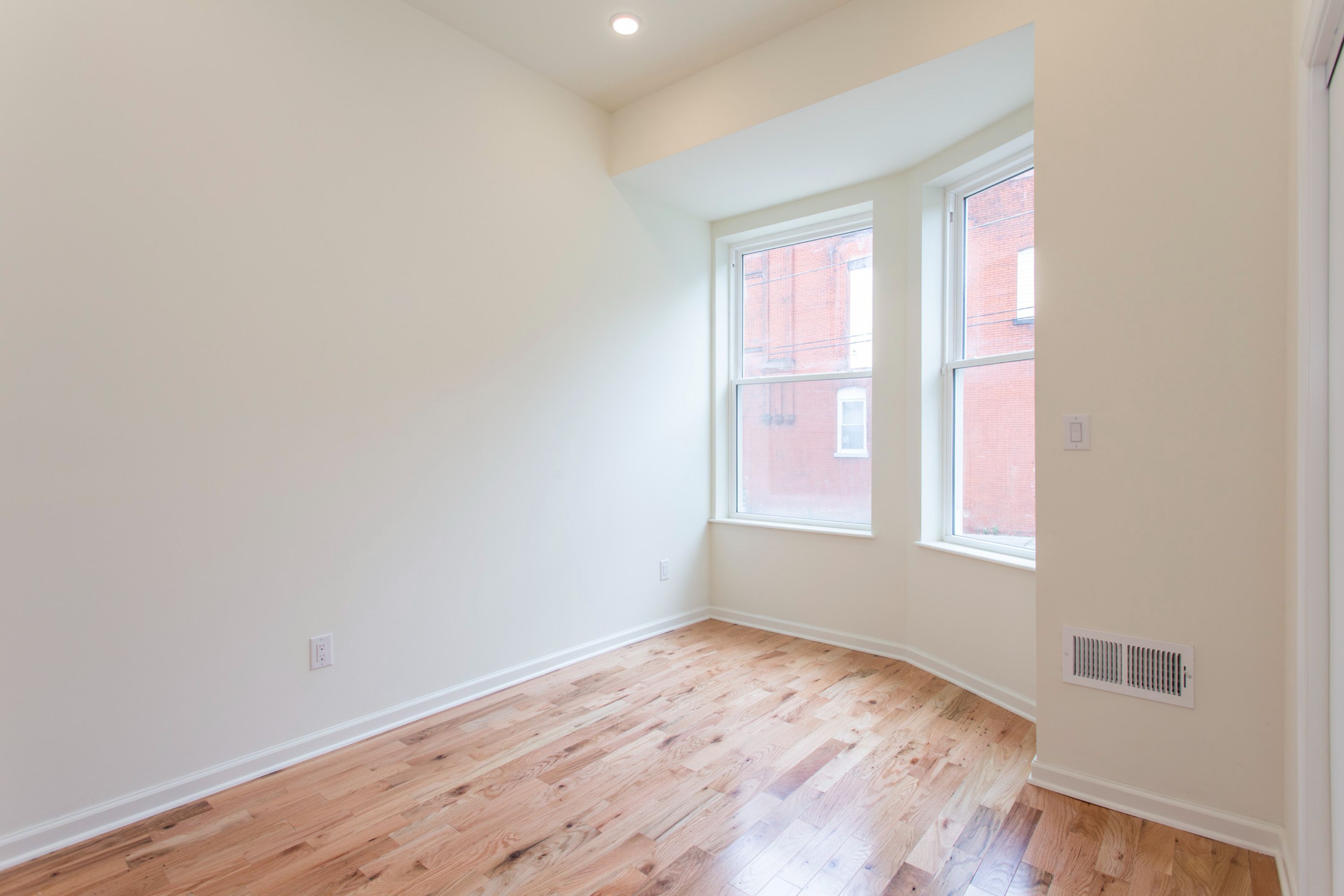 640 N 32ND ST Unit 1F