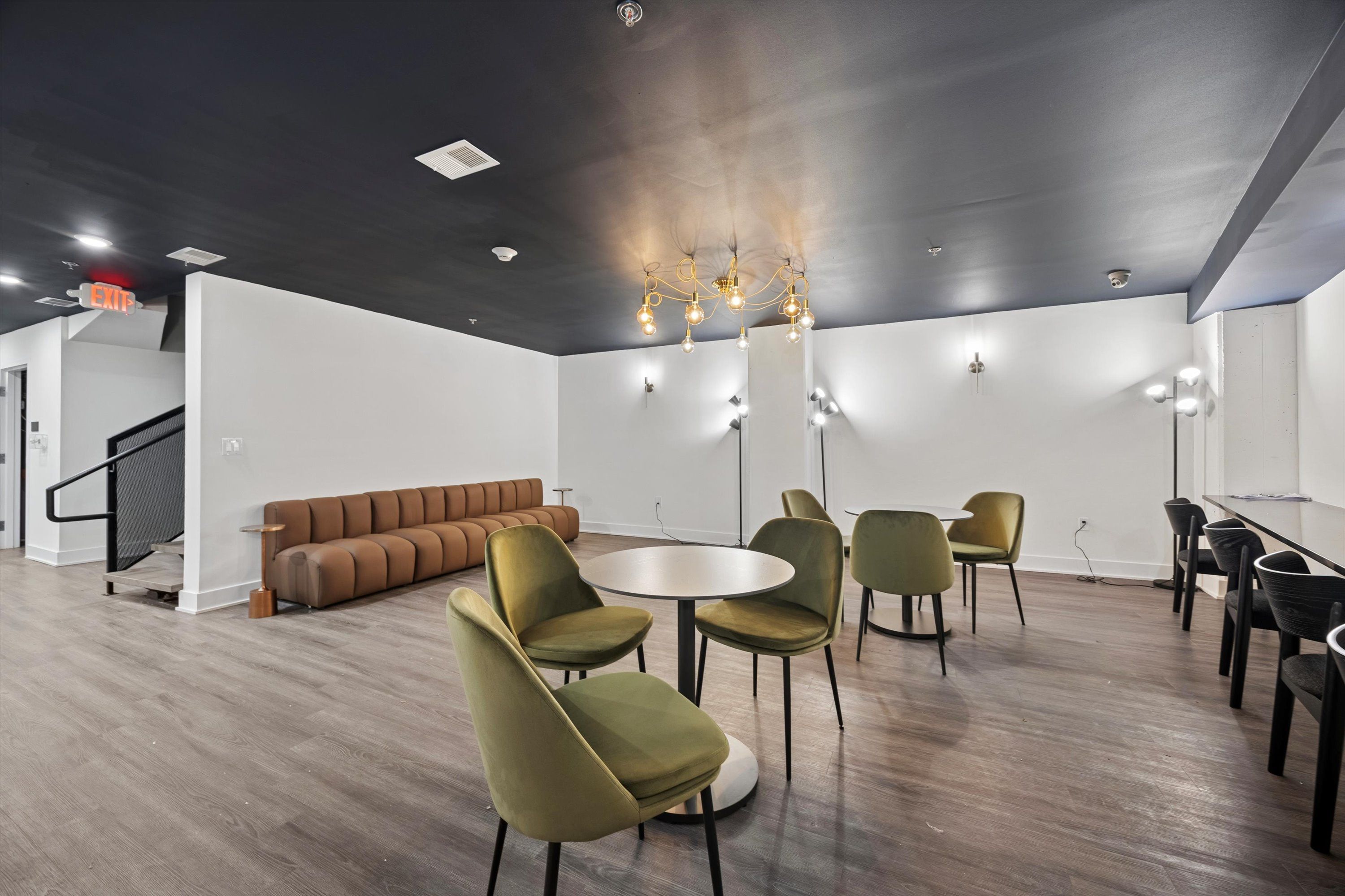 6910 Ridge Avenue Unit 110