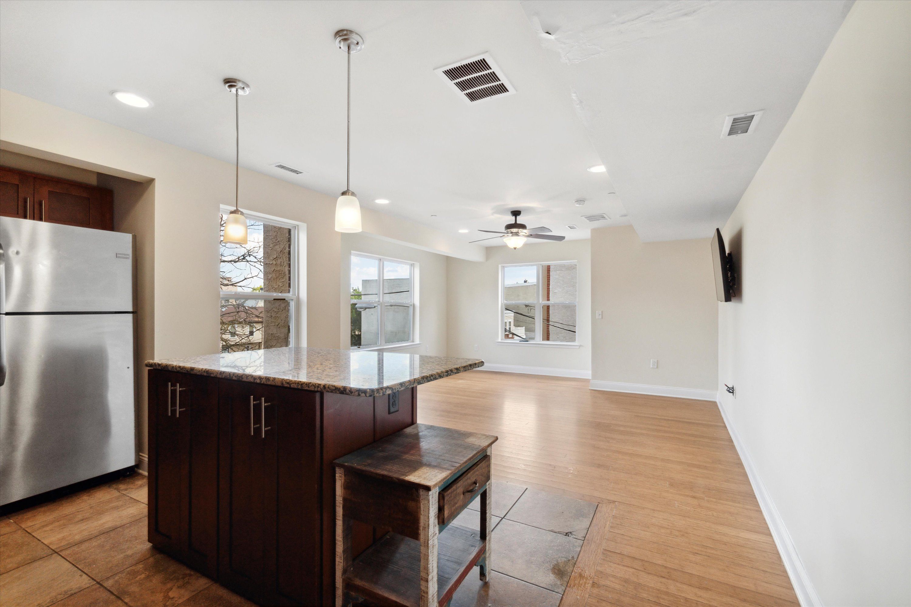 1955 N 18TH ST Unit B