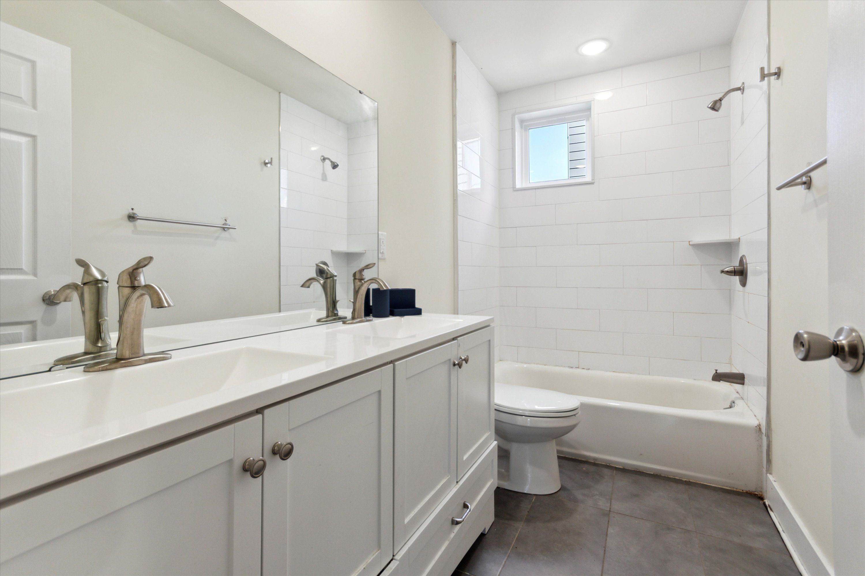1519 N Sydenham St Unit B