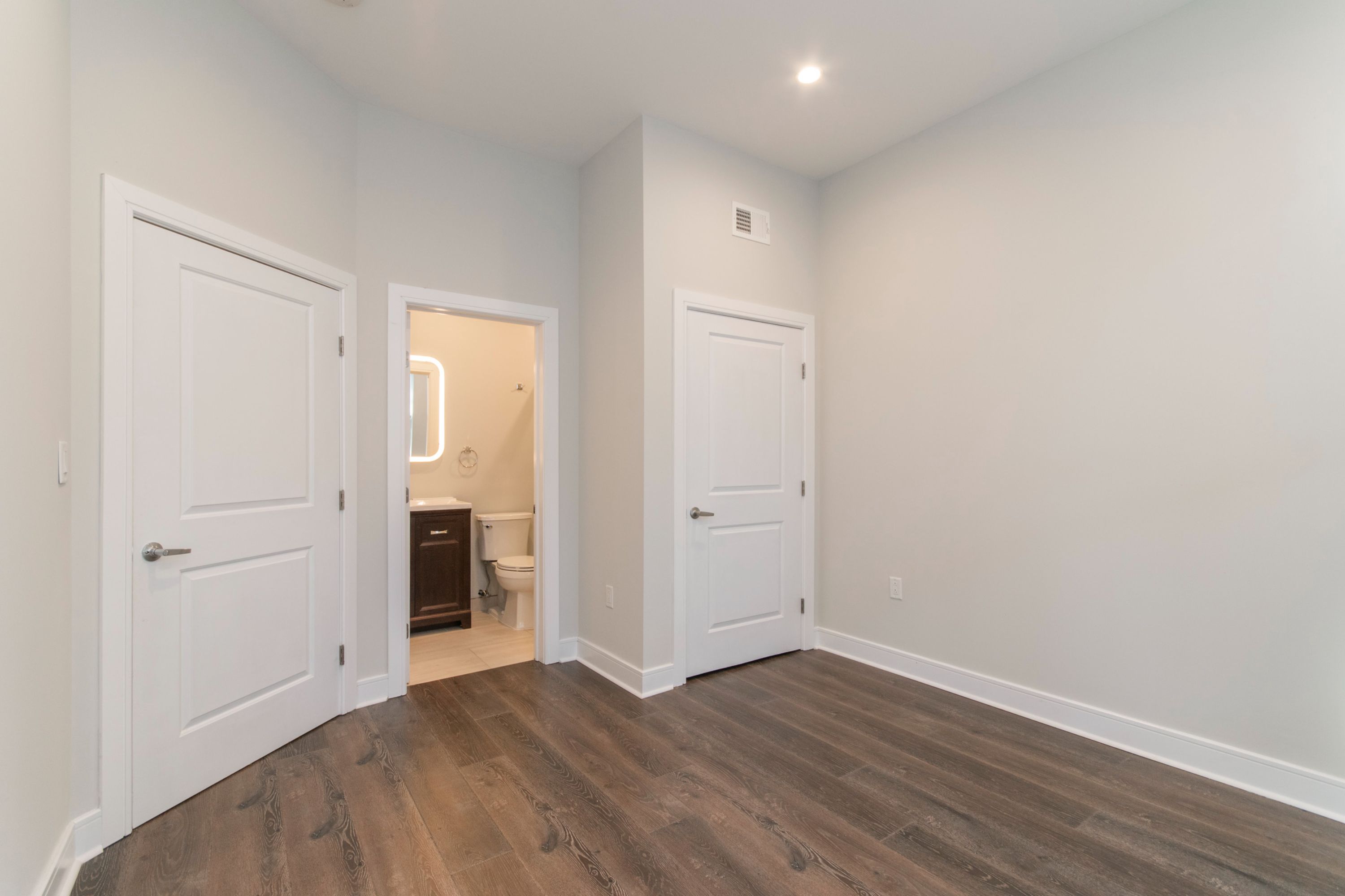 1229 N Franklin ST Unit 4