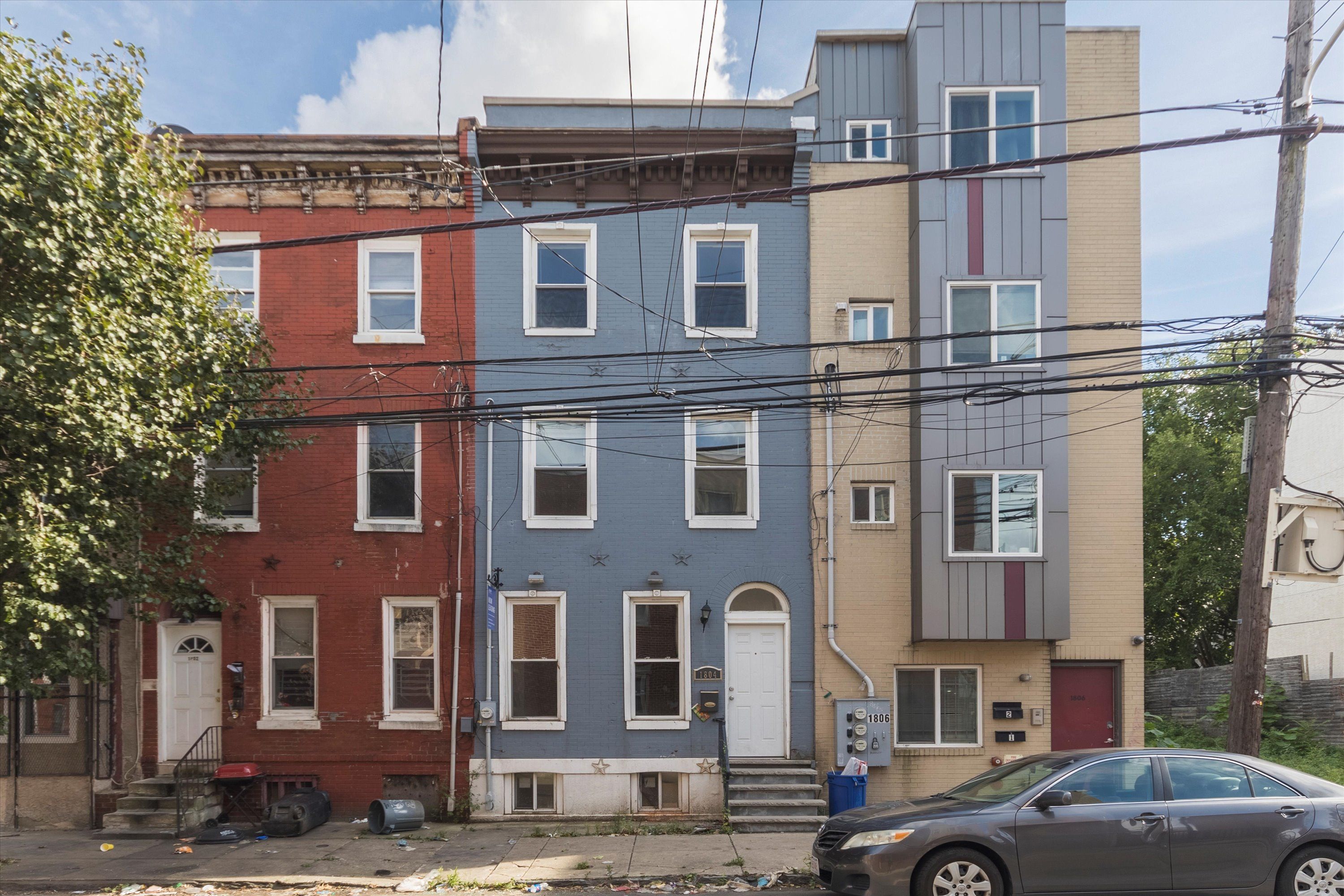 1804 W MONTGOMERY AVE