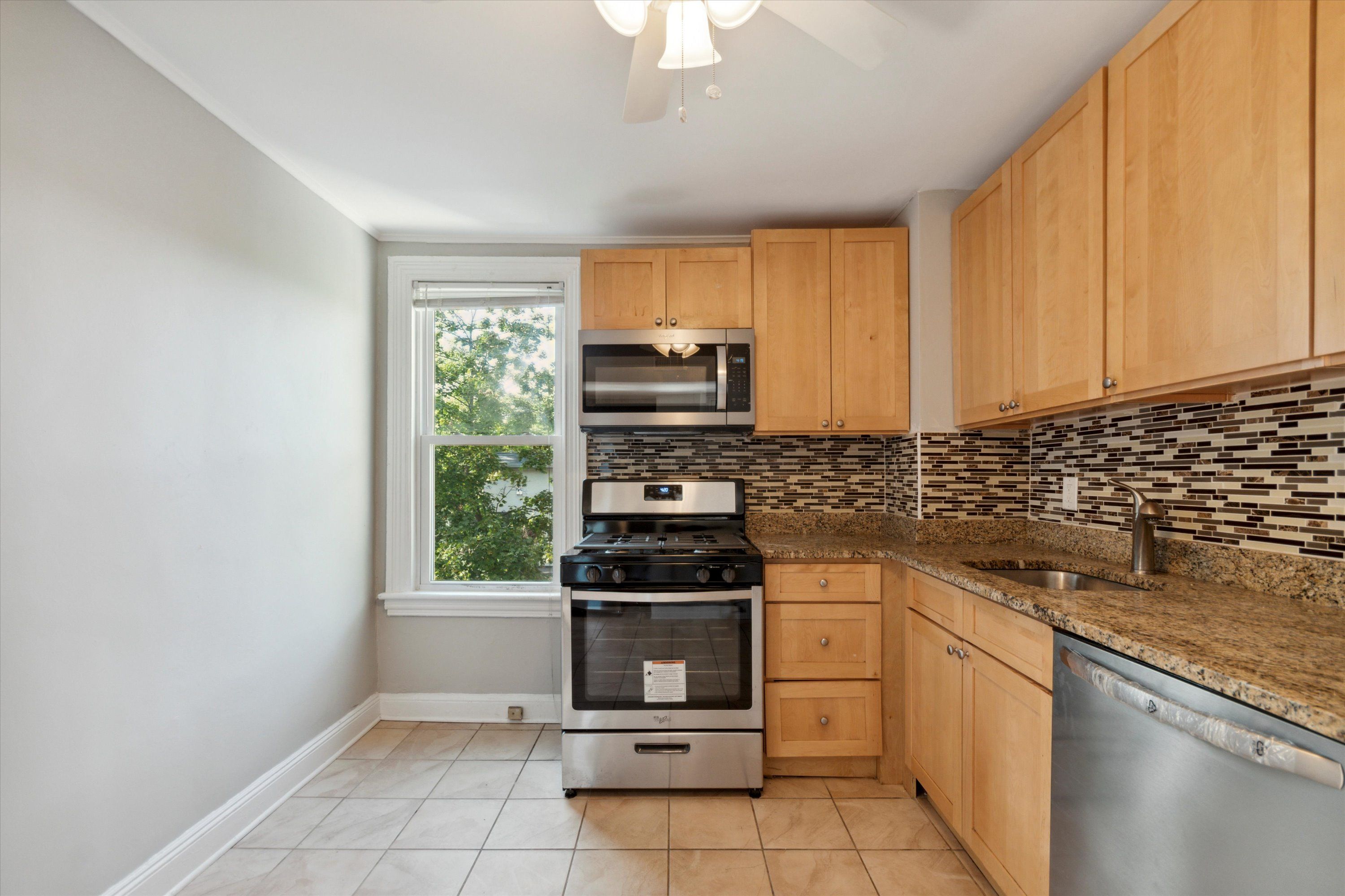 128-130 Spruce St Unit 4