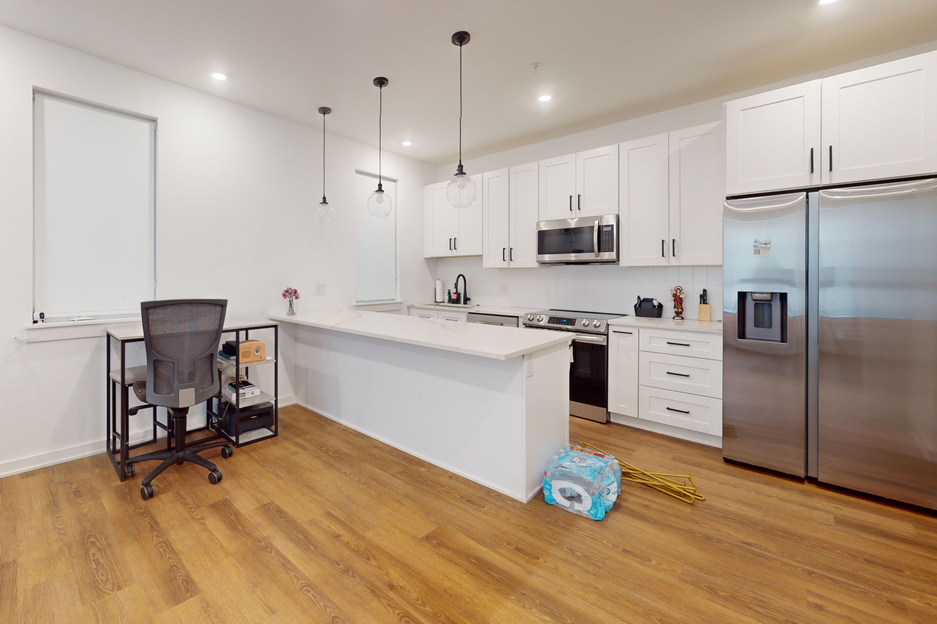 2421 MASCHER ST Unit 102