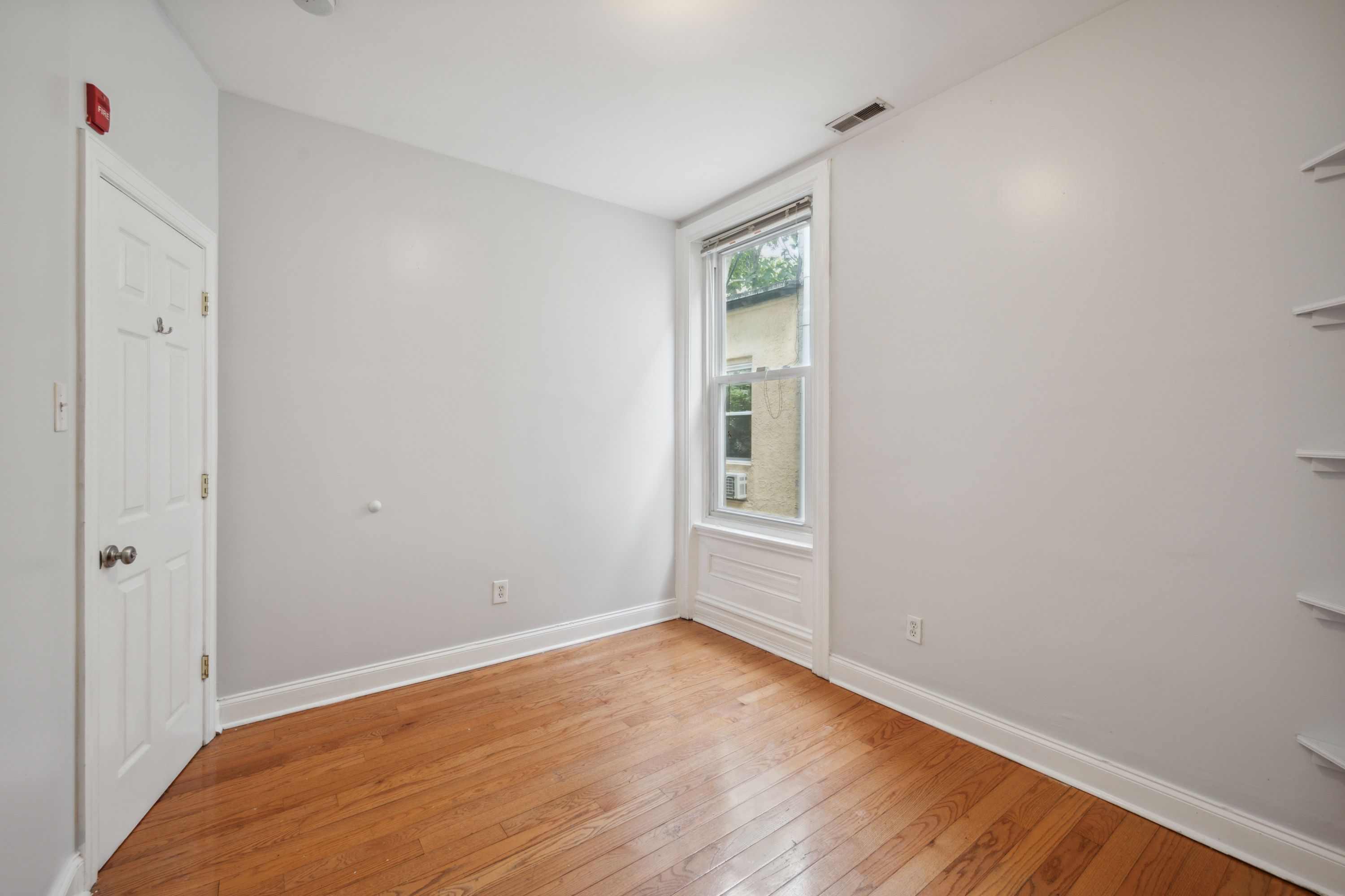 1729 W MONTGOMERY AVE Unit 2