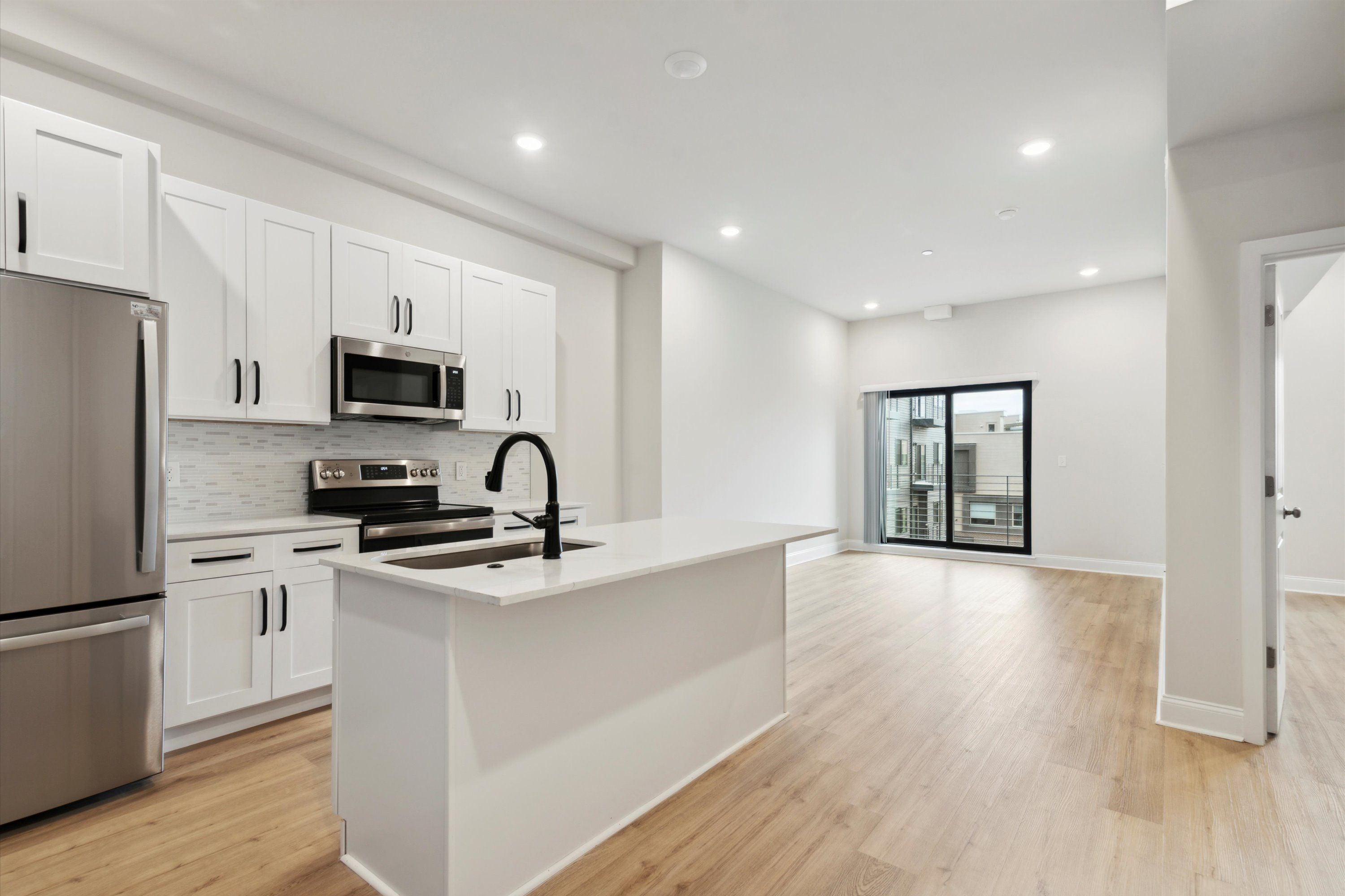 2157 E LEHIGH AVE Unit 502