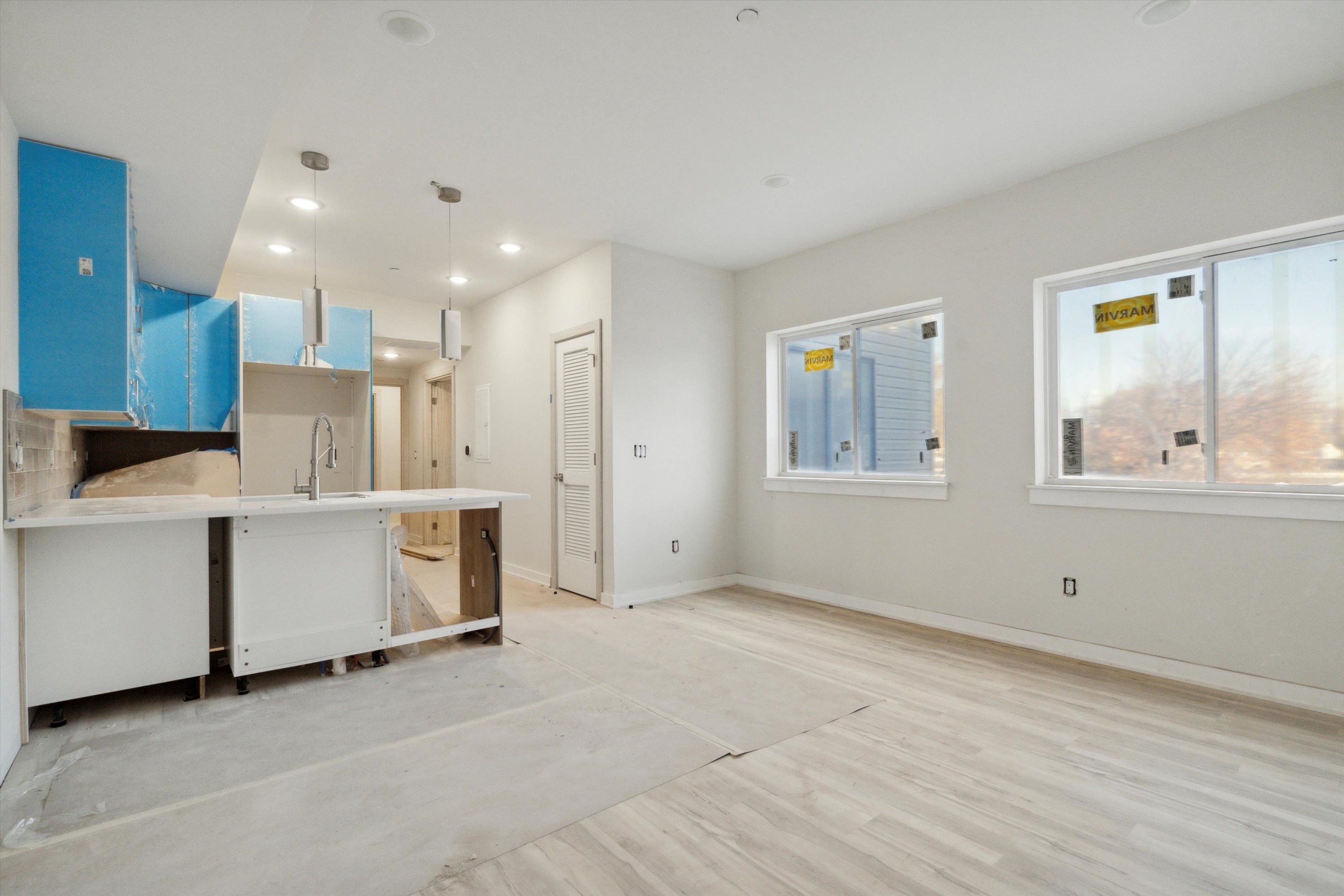 3729 LANCASTER AVE Unit 103