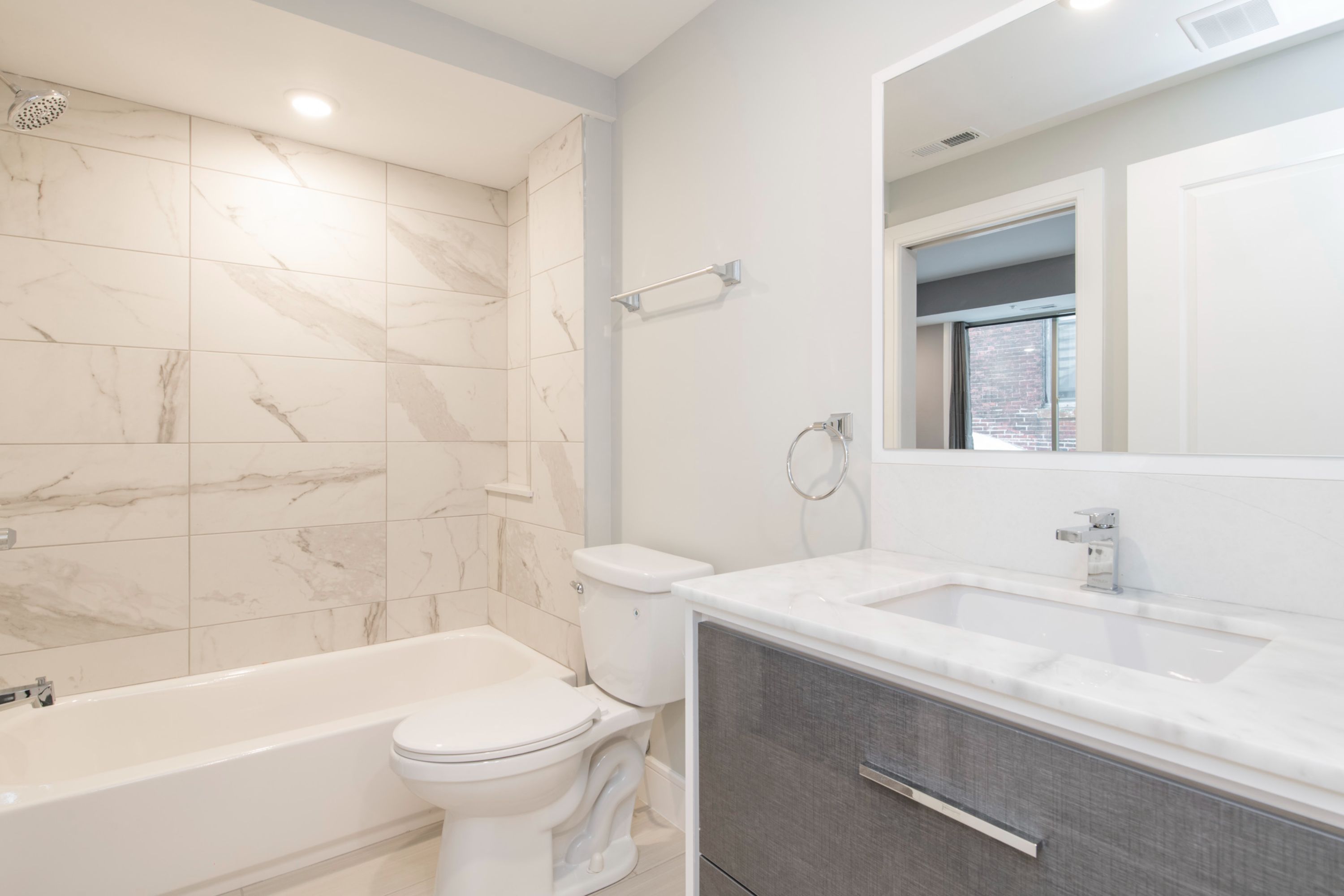 1633 N 2nd St Unit 305