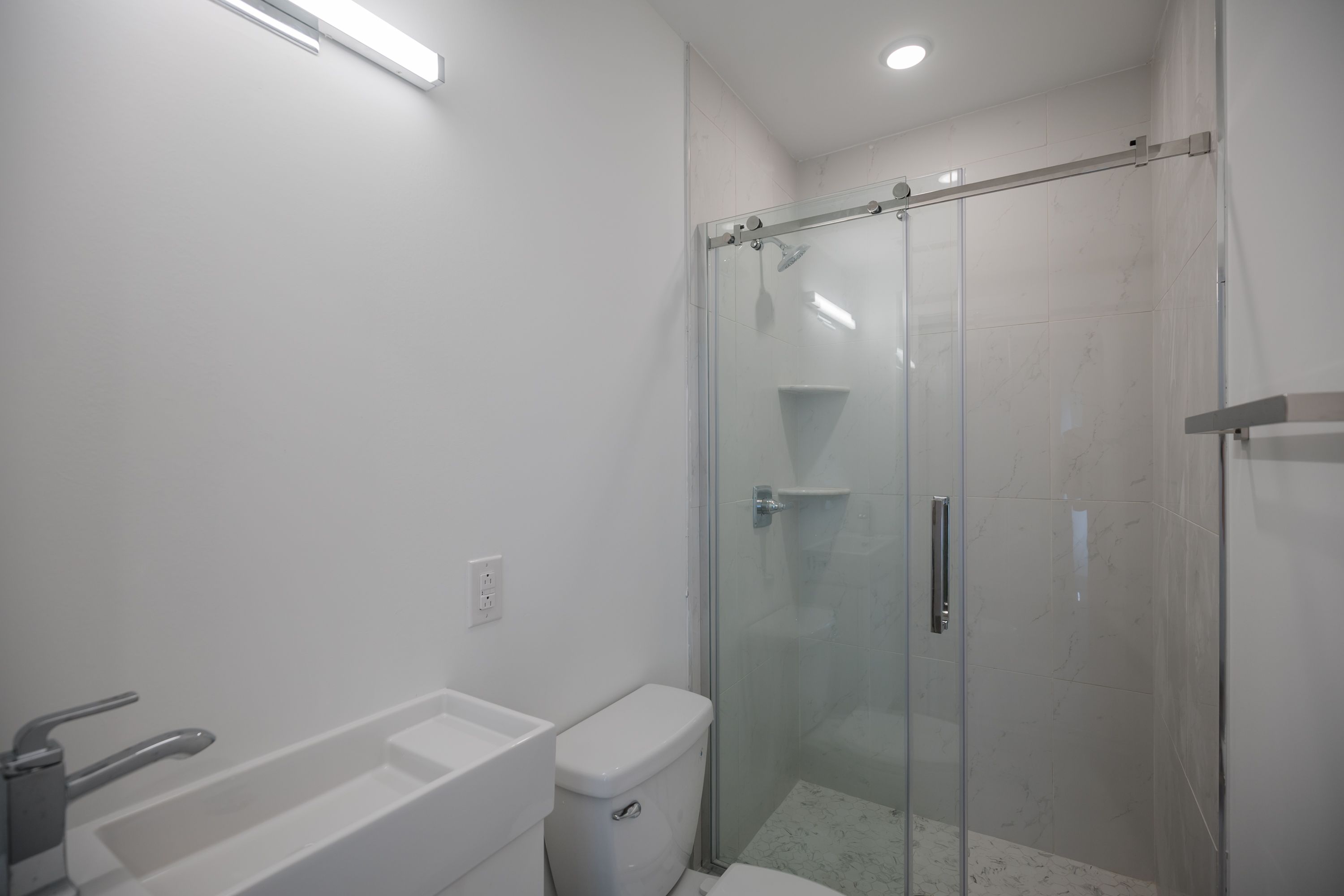 3213 HAVERFORD AVE Unit 4