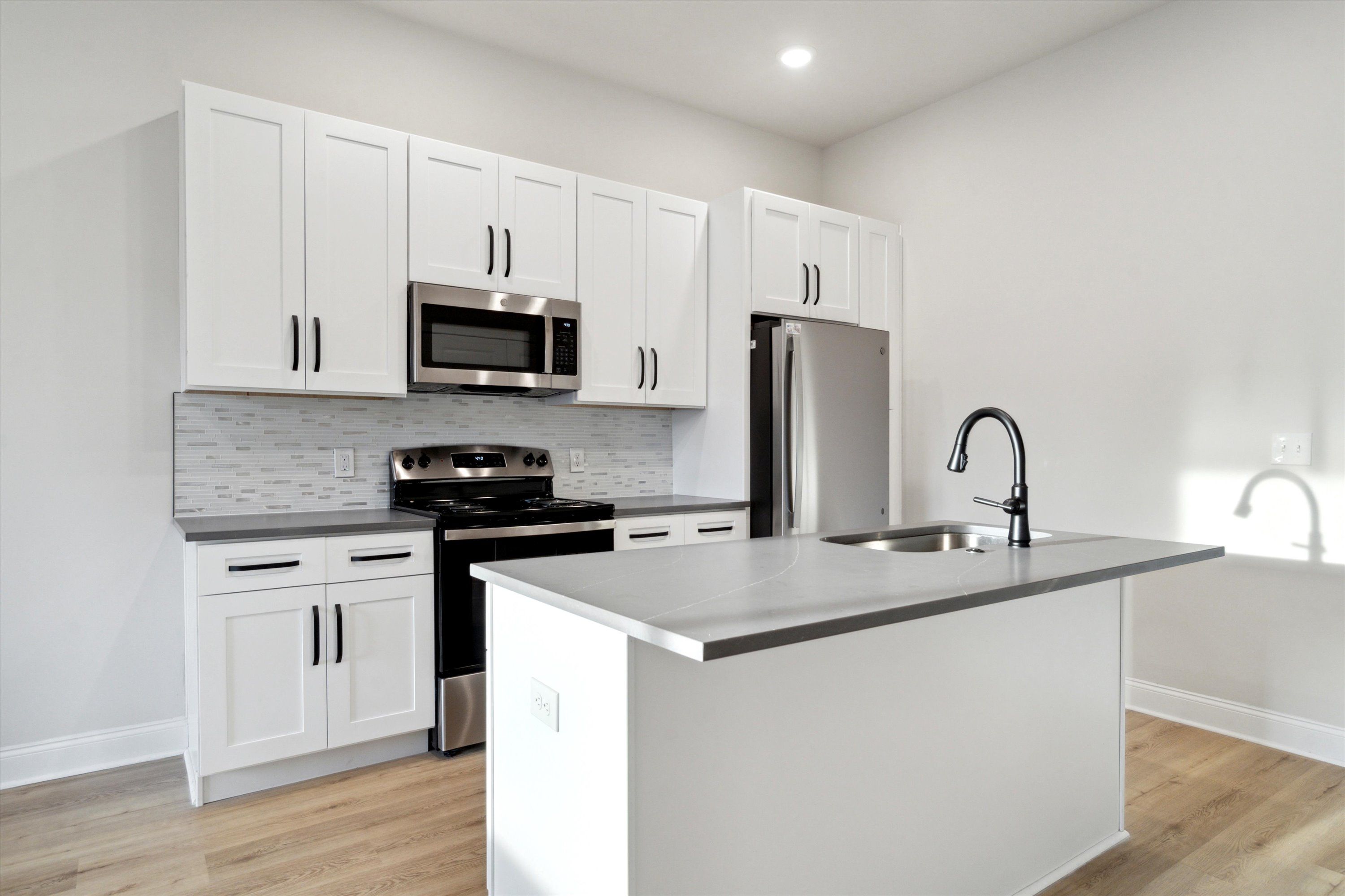 2157 E LEHIGH AVE Unit 210