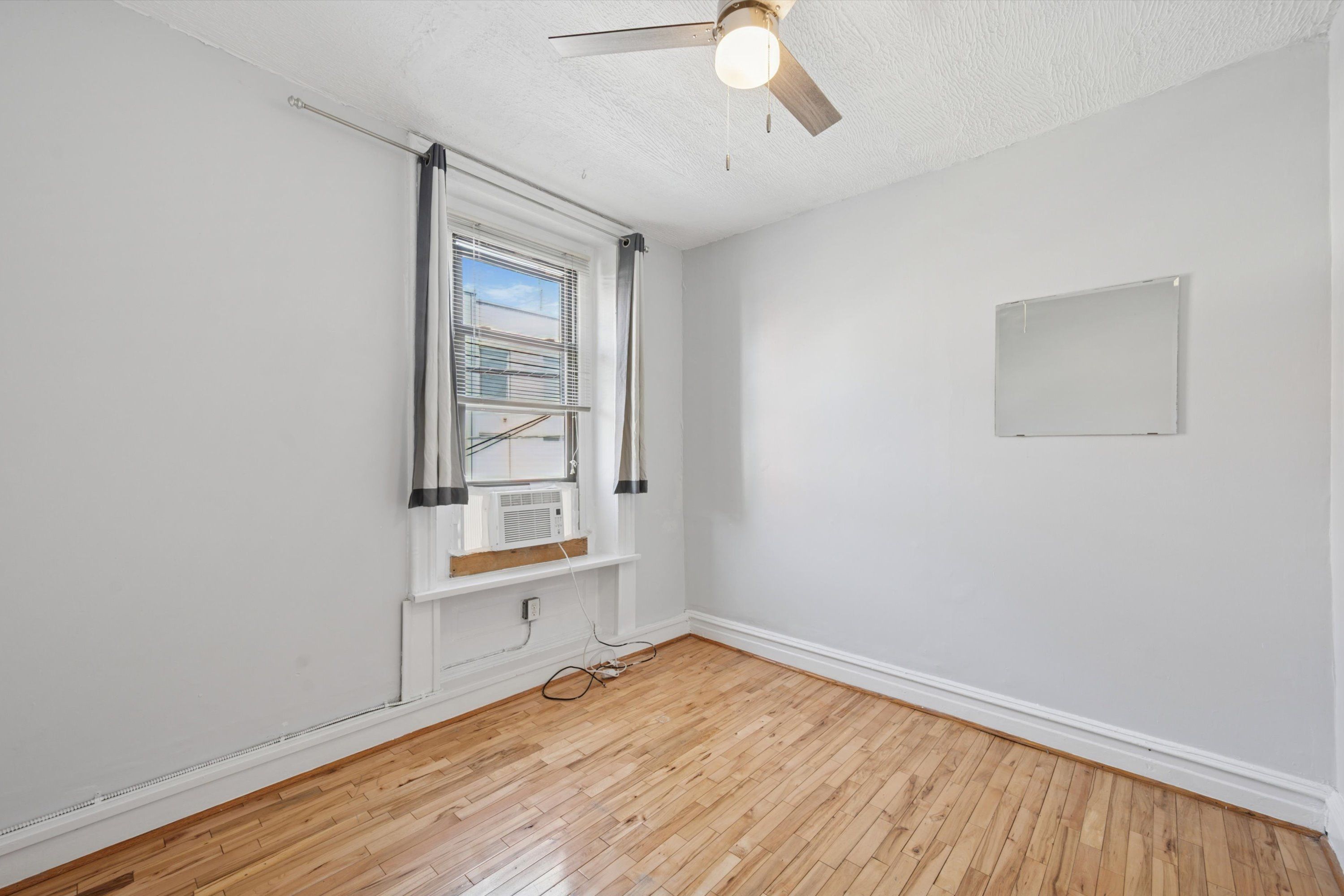 1746 N 16TH ST Unit 2R
