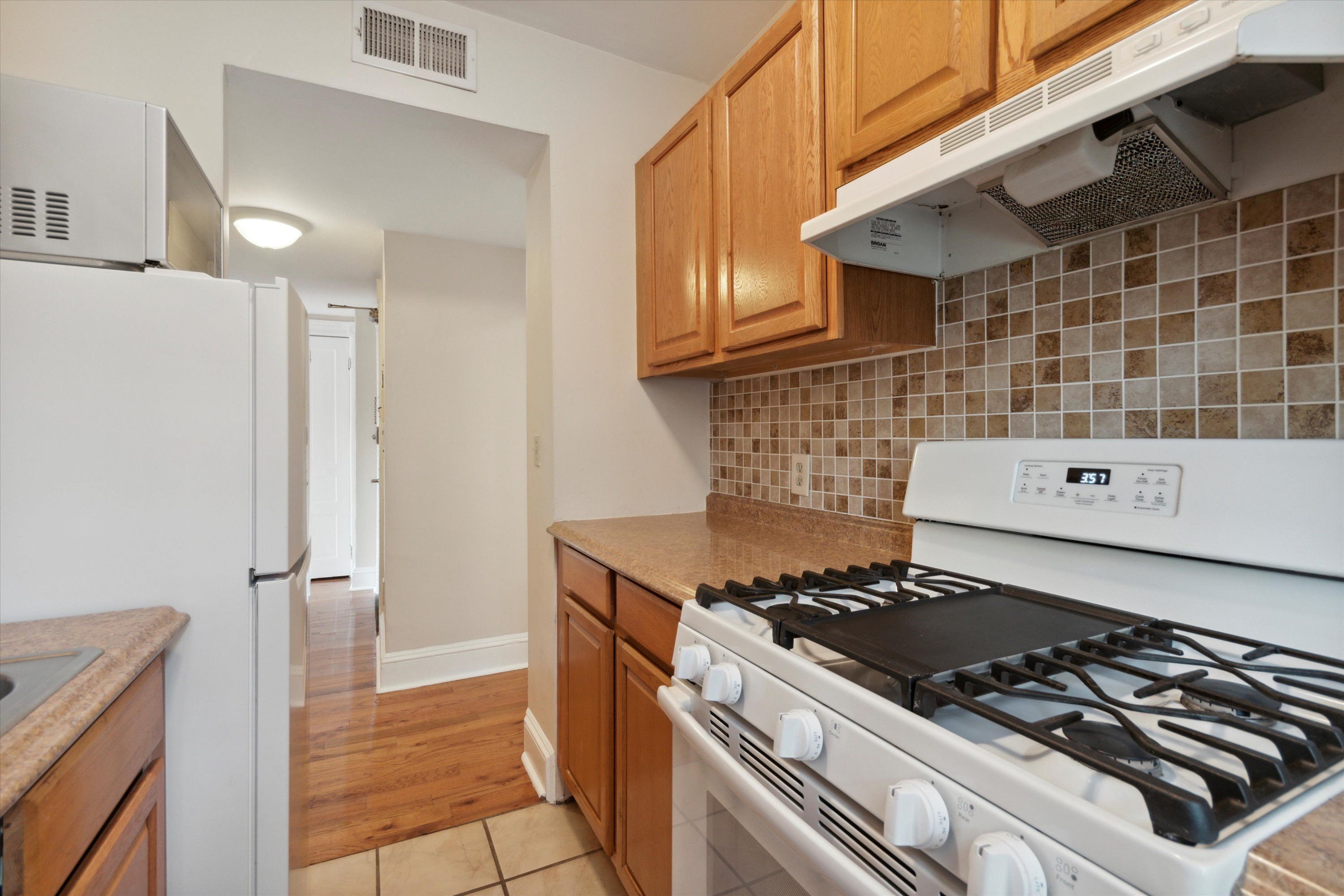 272 Nassau St Unit 3