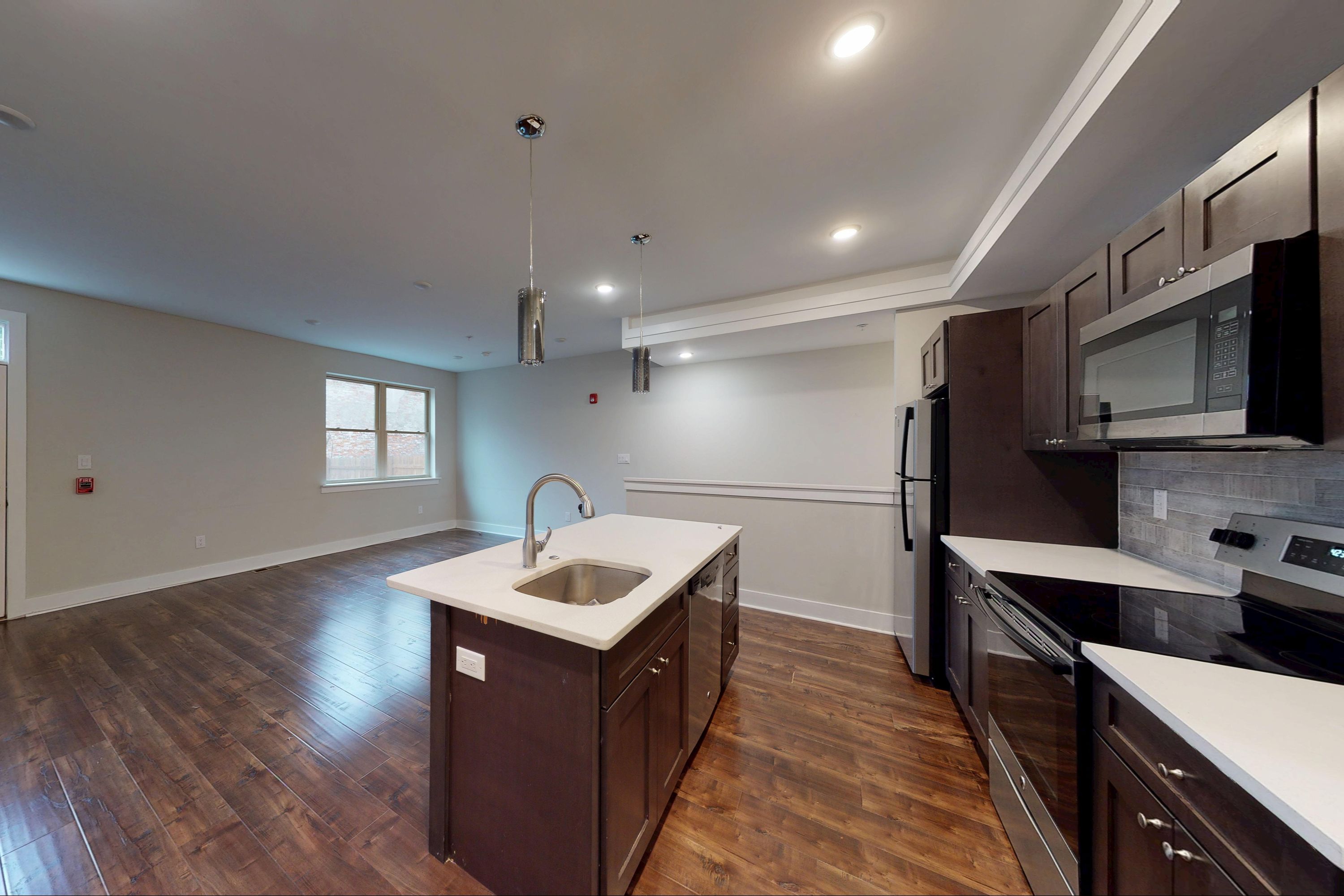 1419 N Franklin St Unit 2