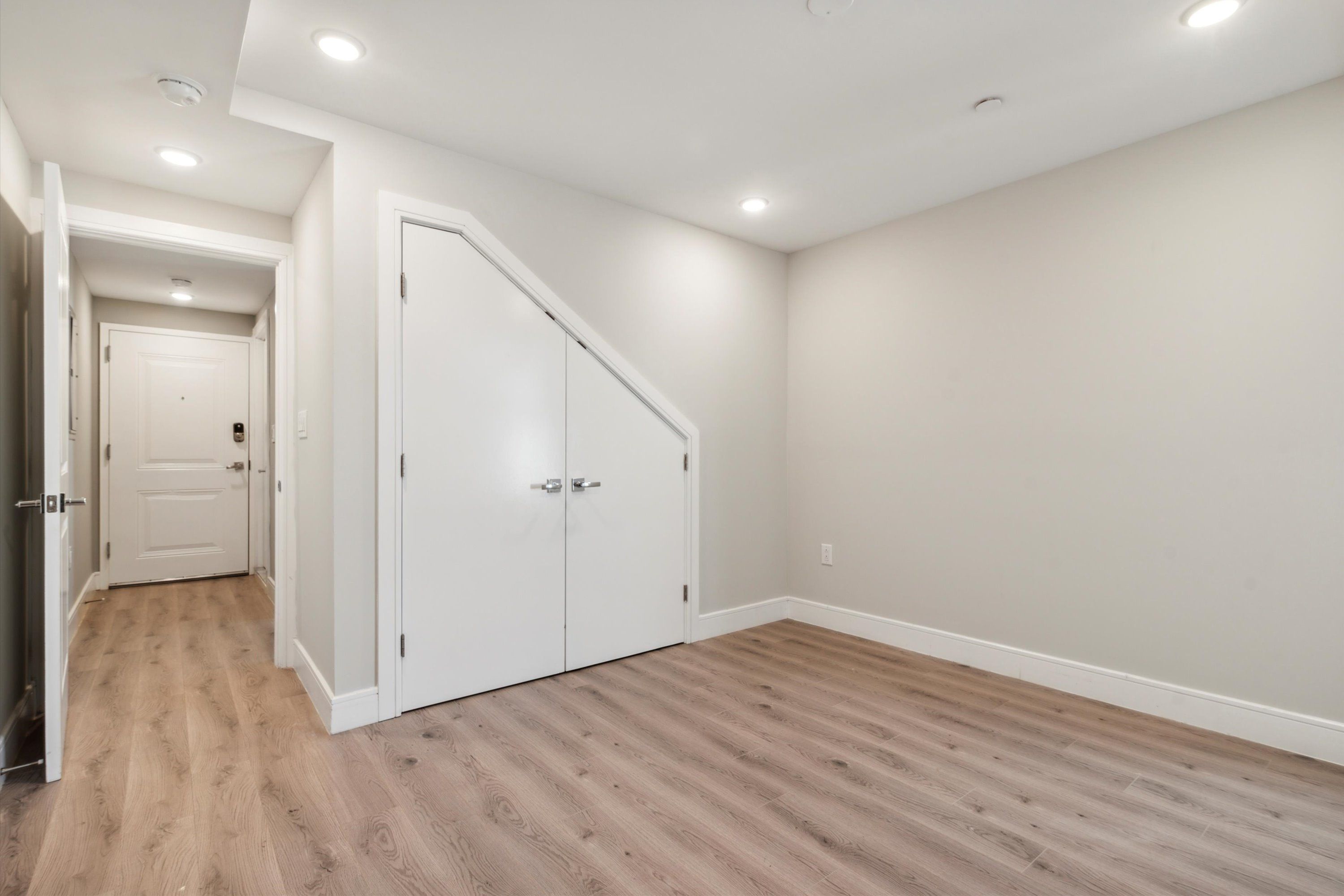 1133 E COLUMBIA AVE Unit 603