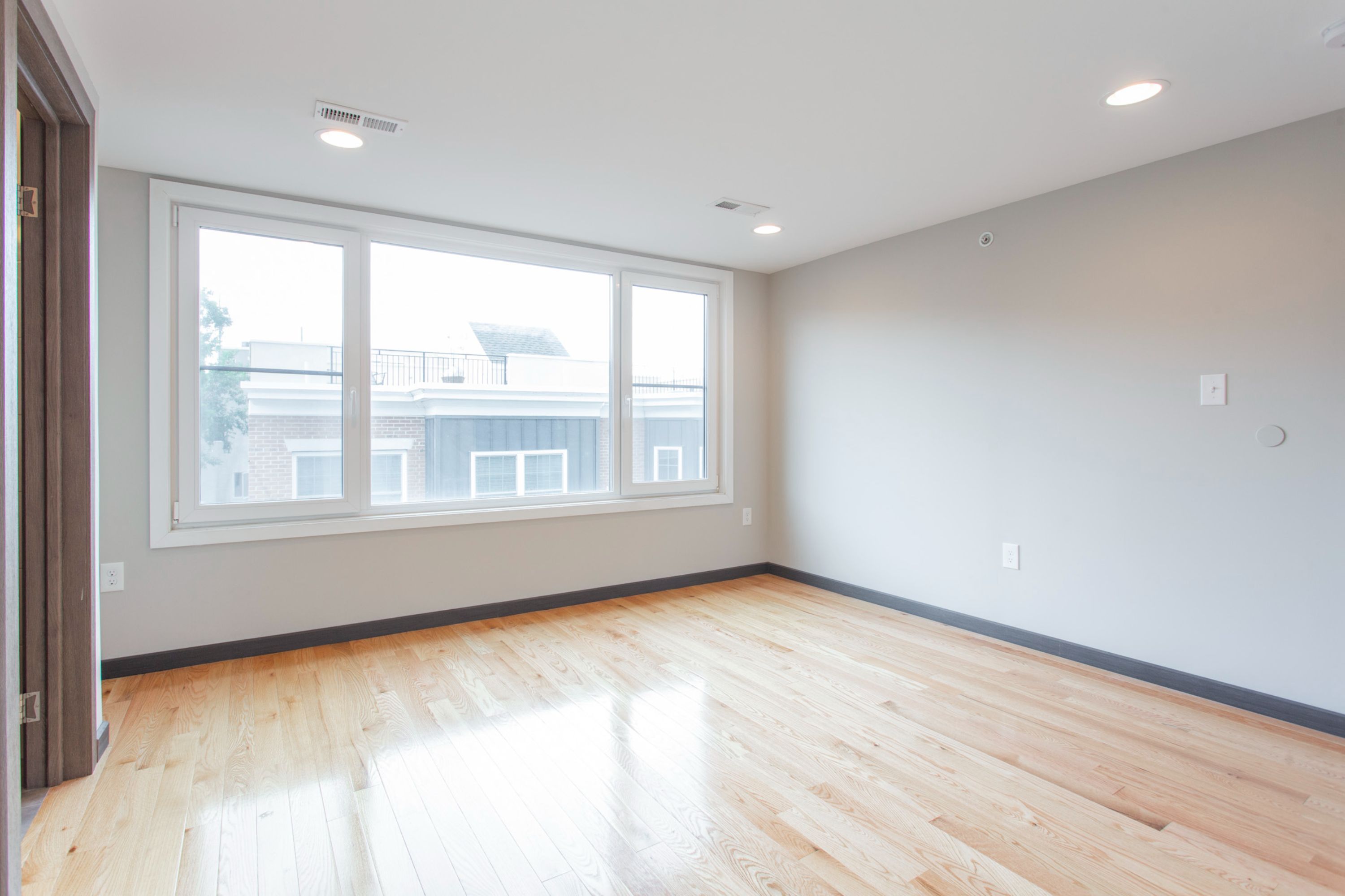 2541-43 MONTROSE ST Unit C