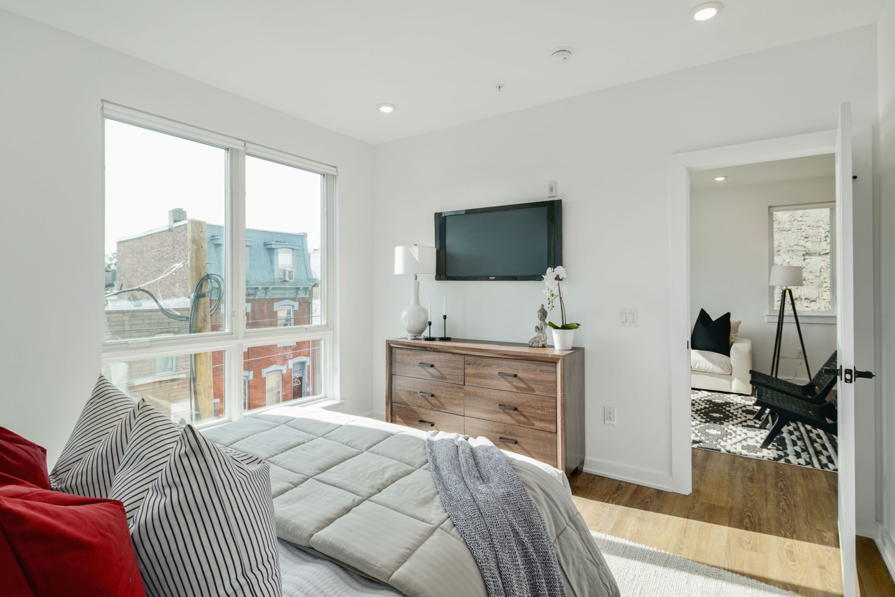 2421 MASCHER ST Unit 102