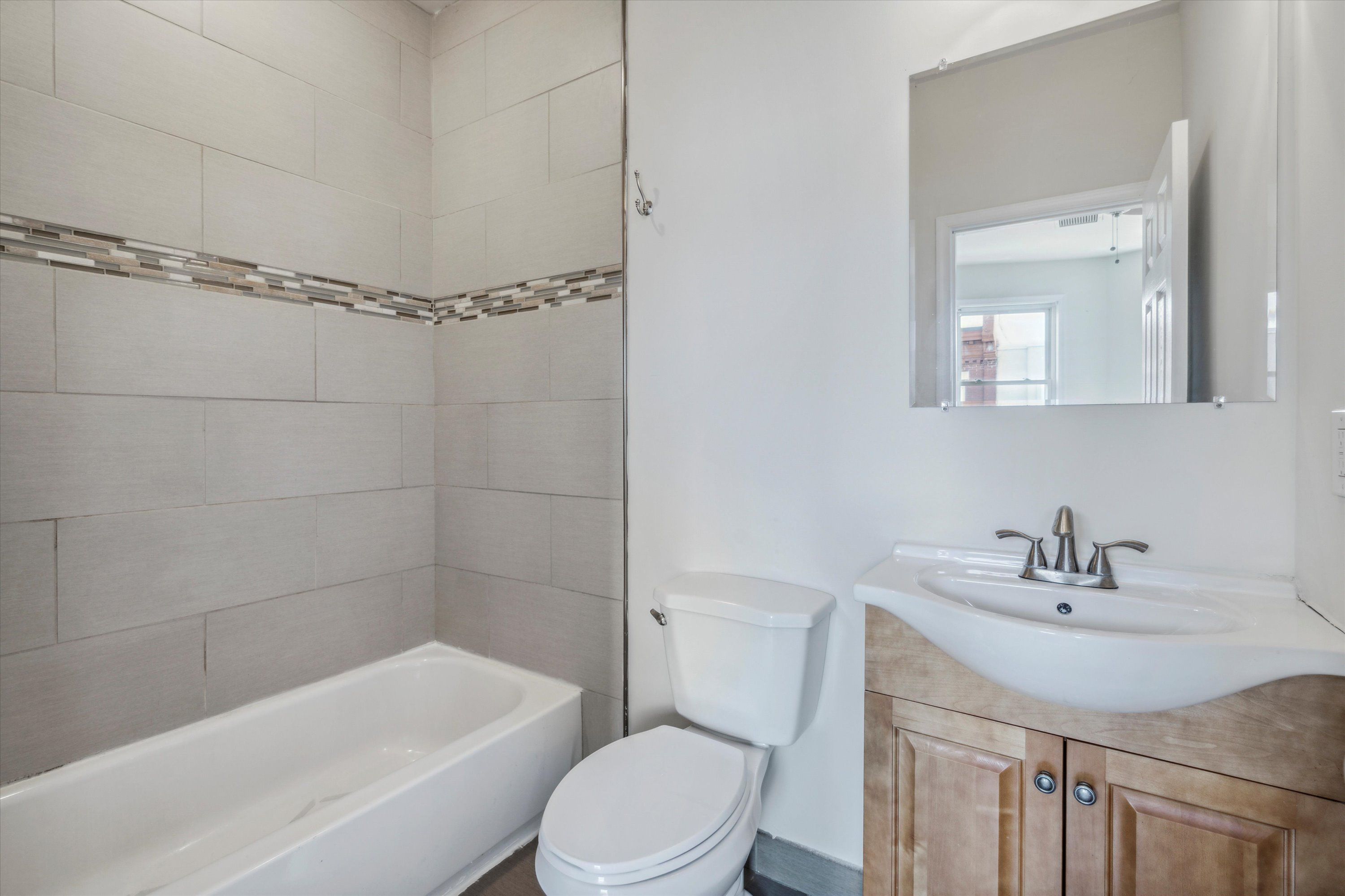 2107 N 17TH ST Unit B