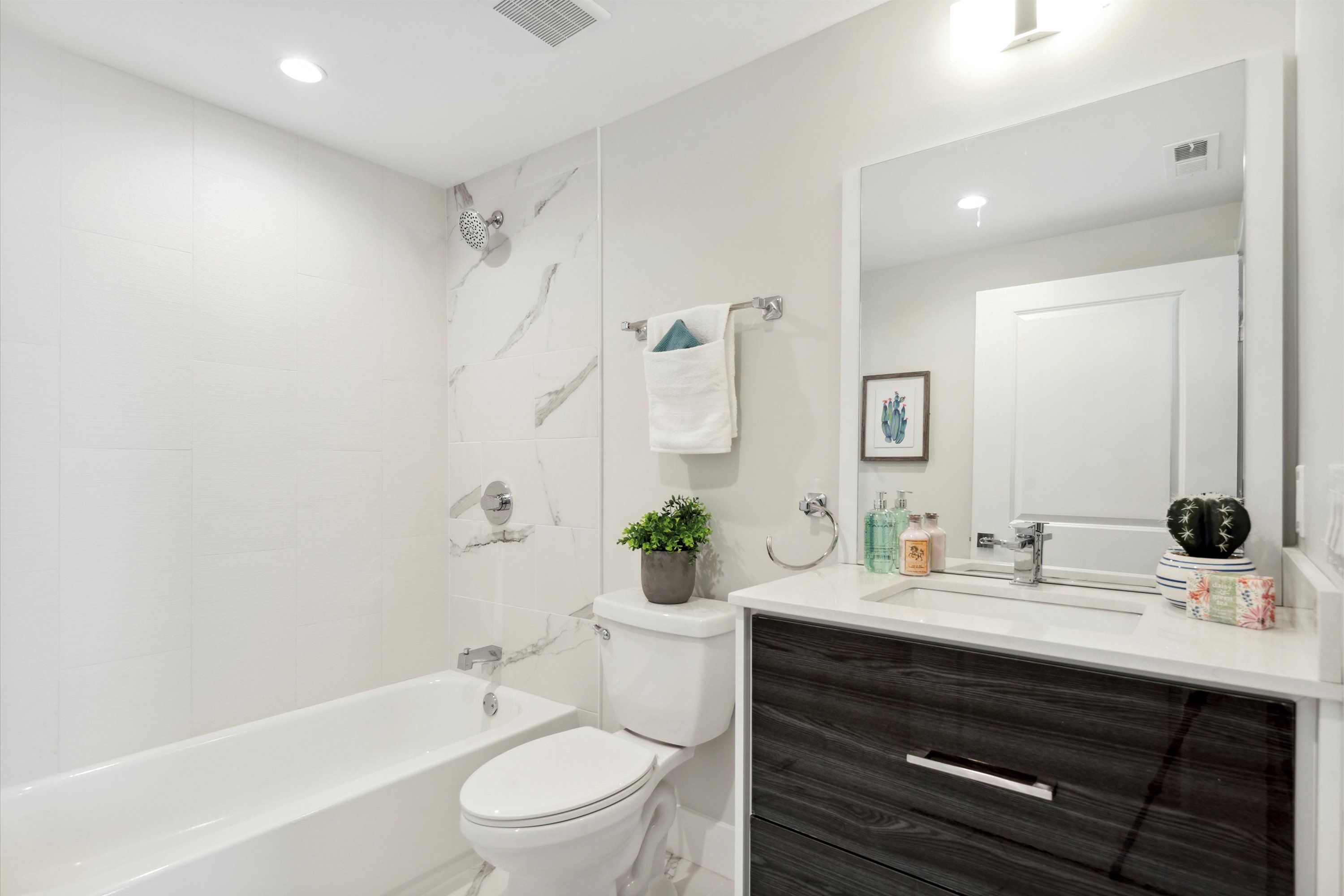 1223 N 7th St Unit 208