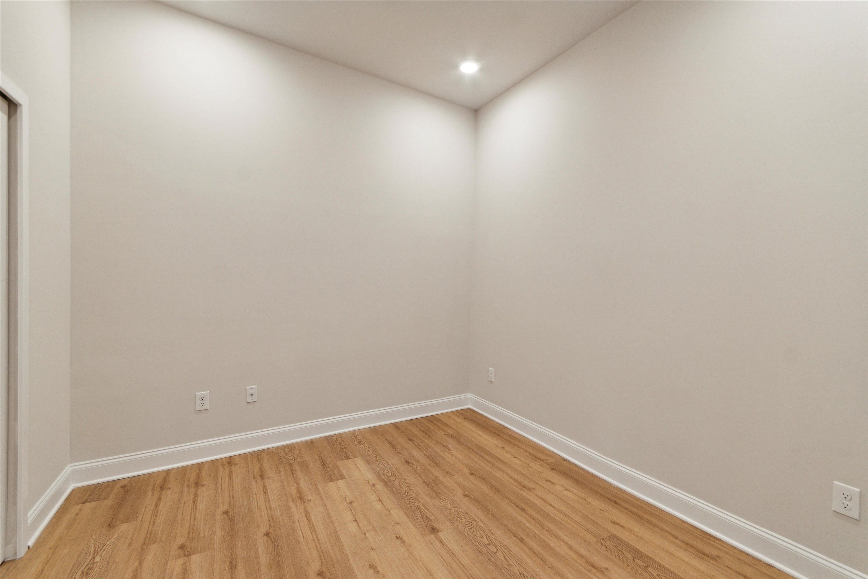 2157 E LEHIGH AVE Unit 403