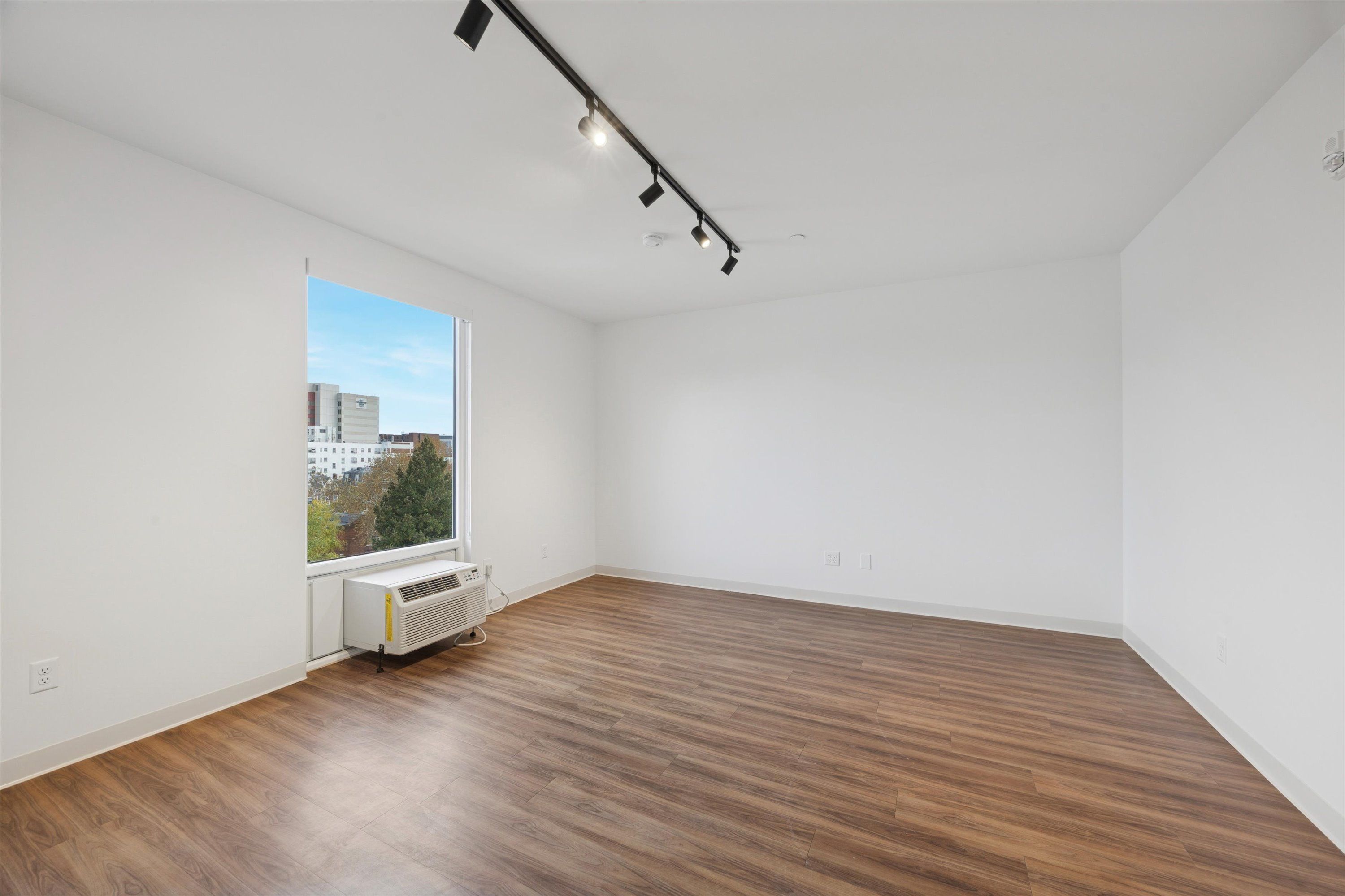 4240 Chestnut St Unit 712