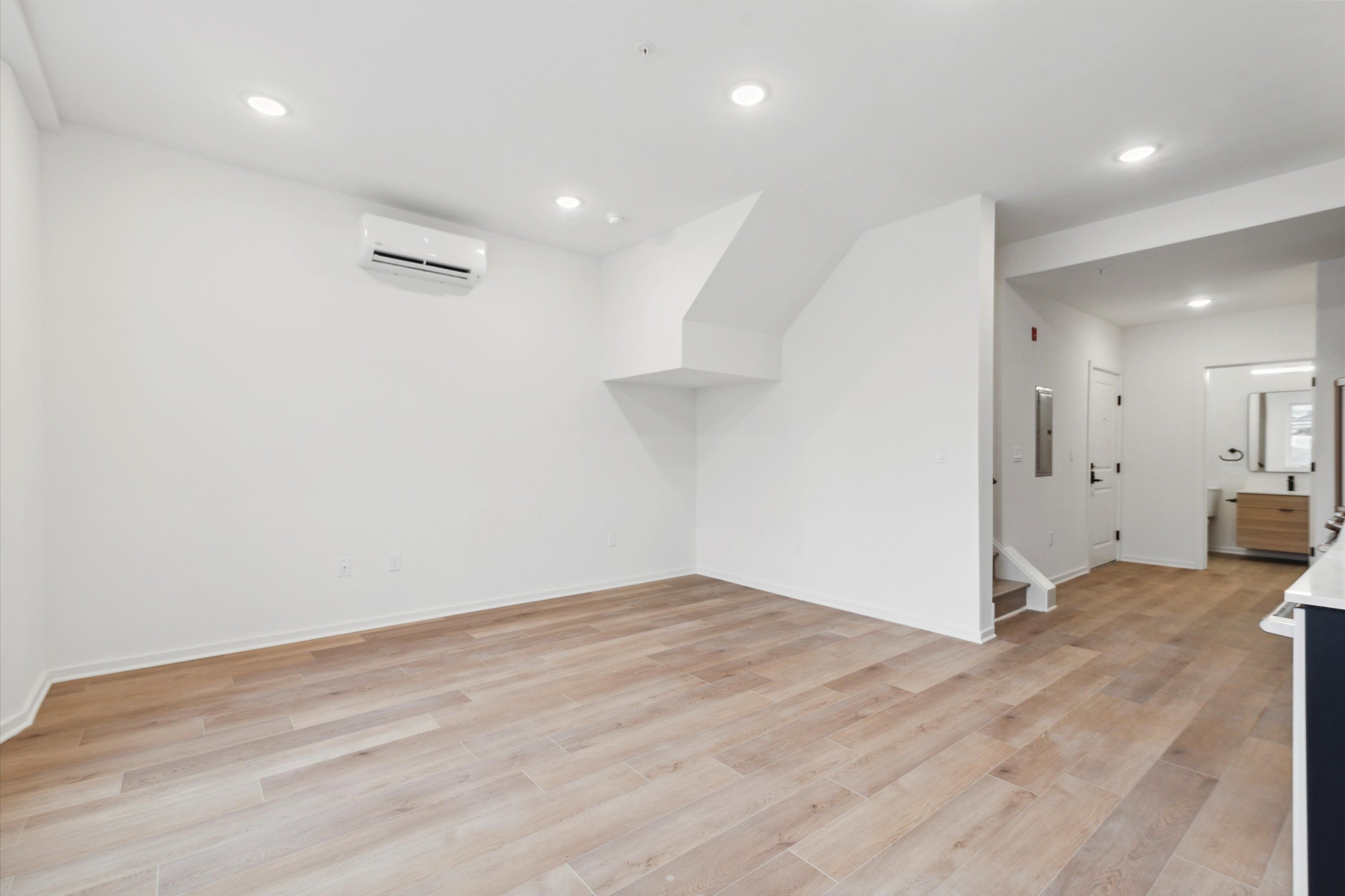 245 N 12TH ST Unit 5