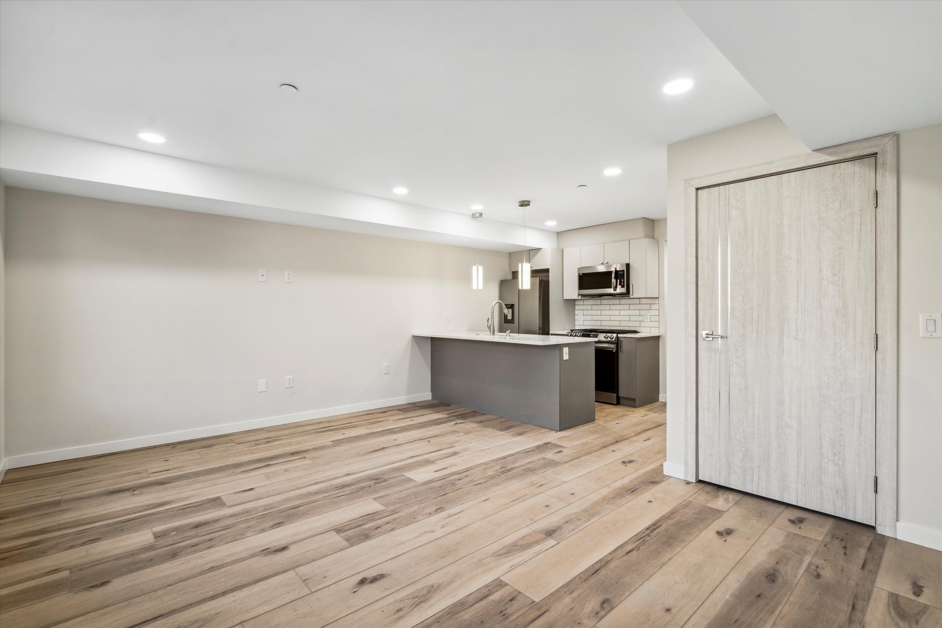 3804 Lancaster Ave Unit 203