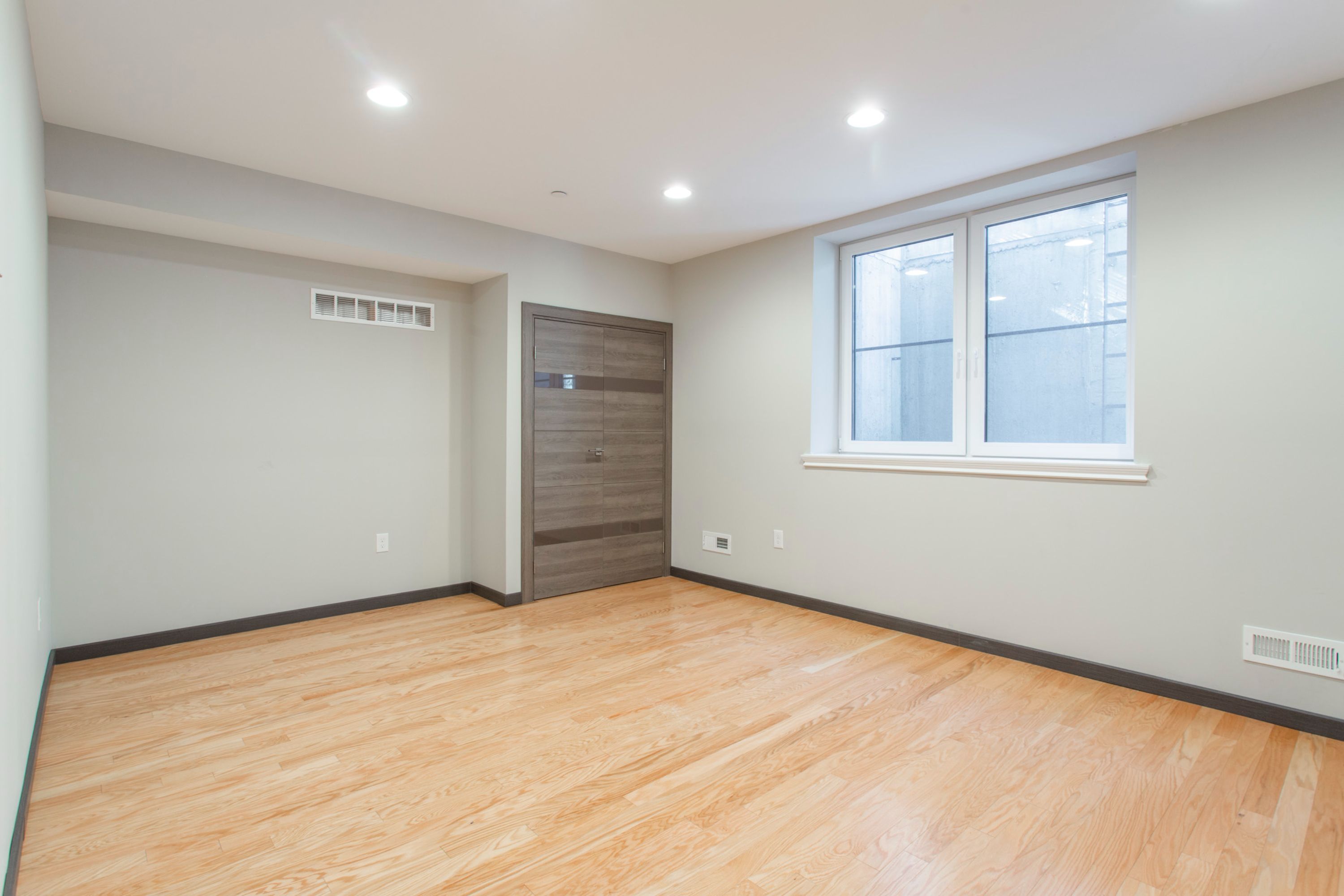 2549-51 MONTROSE ST Unit A
