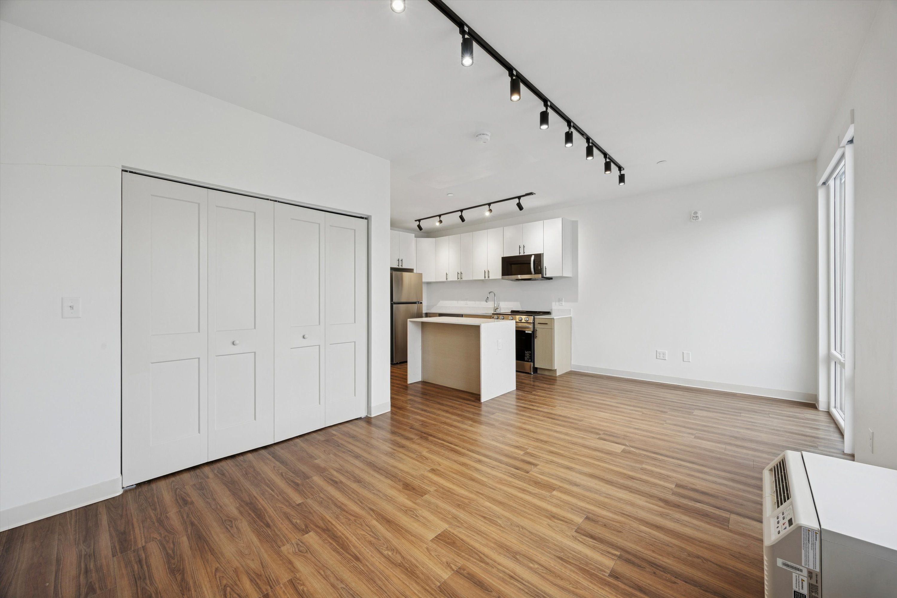 4240 Chestnut St Unit 604