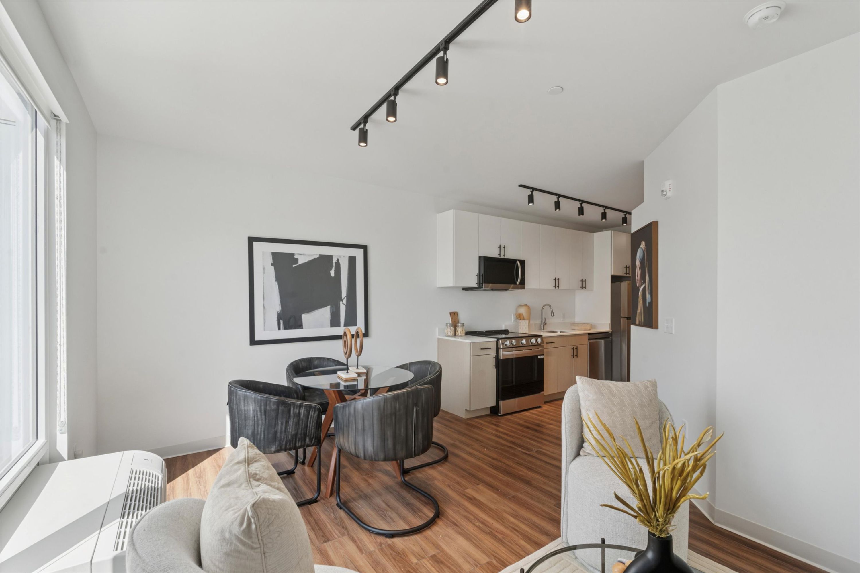 4240 Chestnut St Unit 710