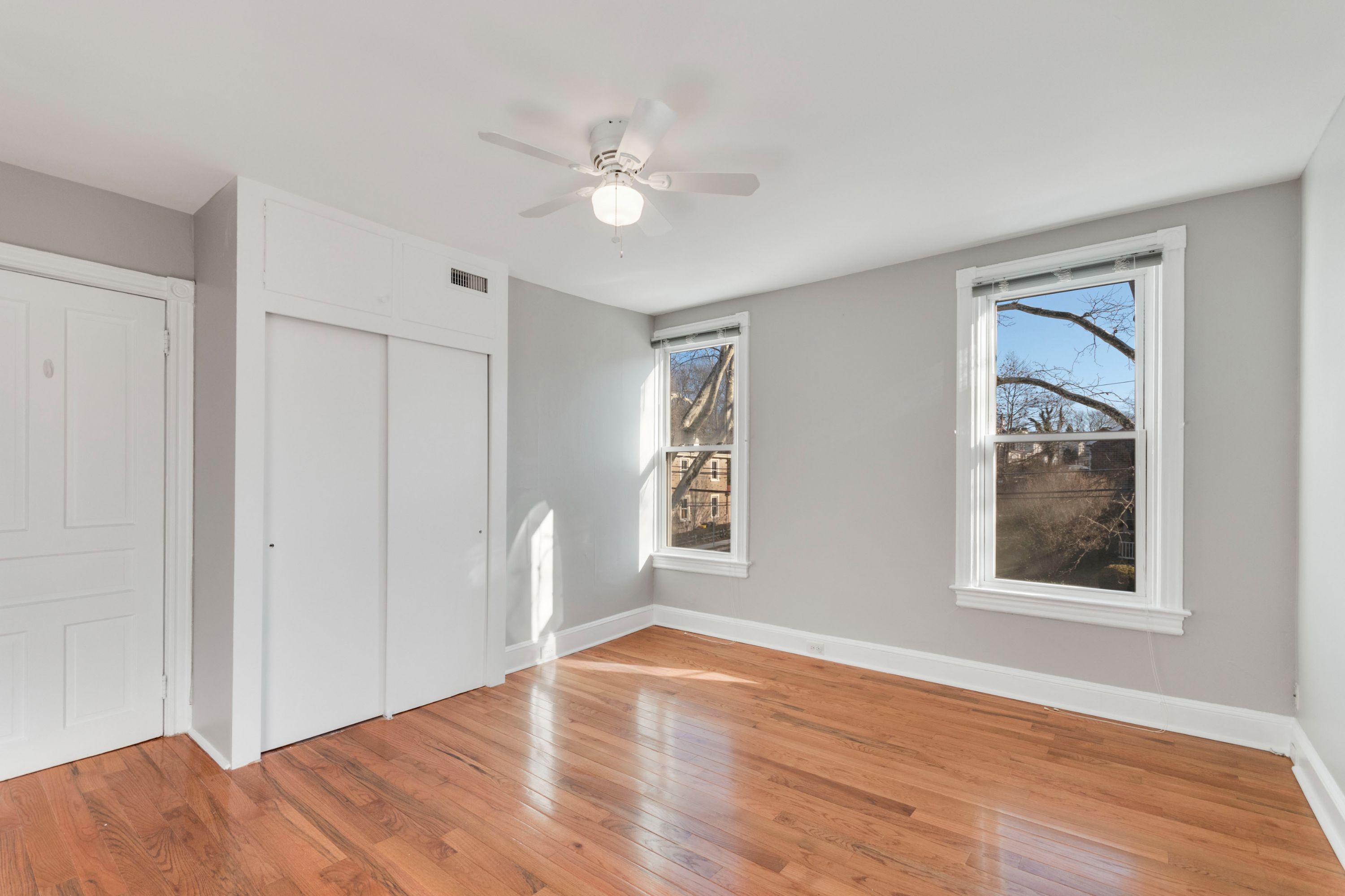 128-130 Spruce St Unit 3