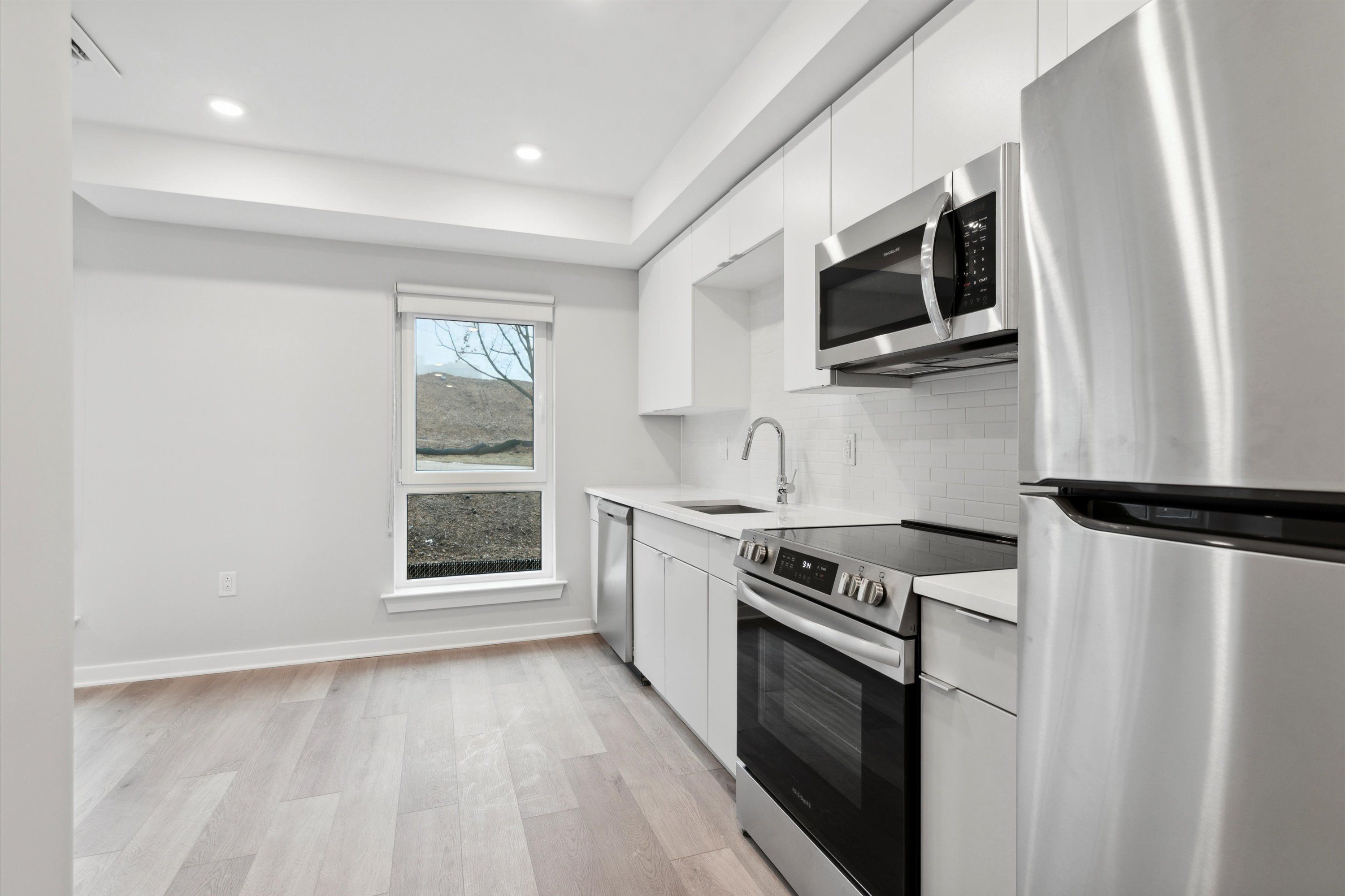 3449 SCOTTS LANE Unit B209